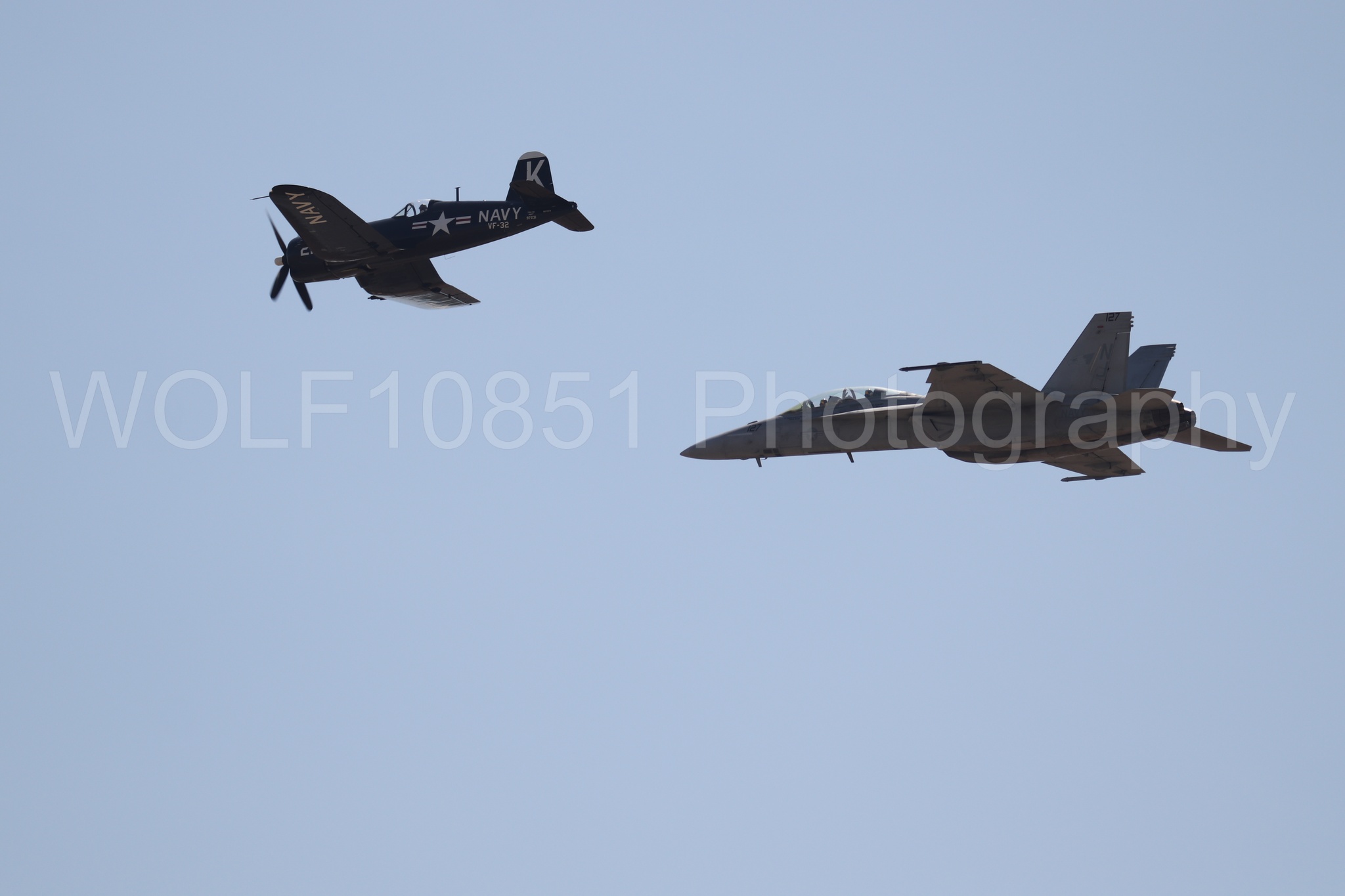 Aviation photography by WOLF10851 featuring FA-18 Super Hornet, Beale Air and Space Expo 2025, Heritage Flight, Vaught F-4U Corsair.