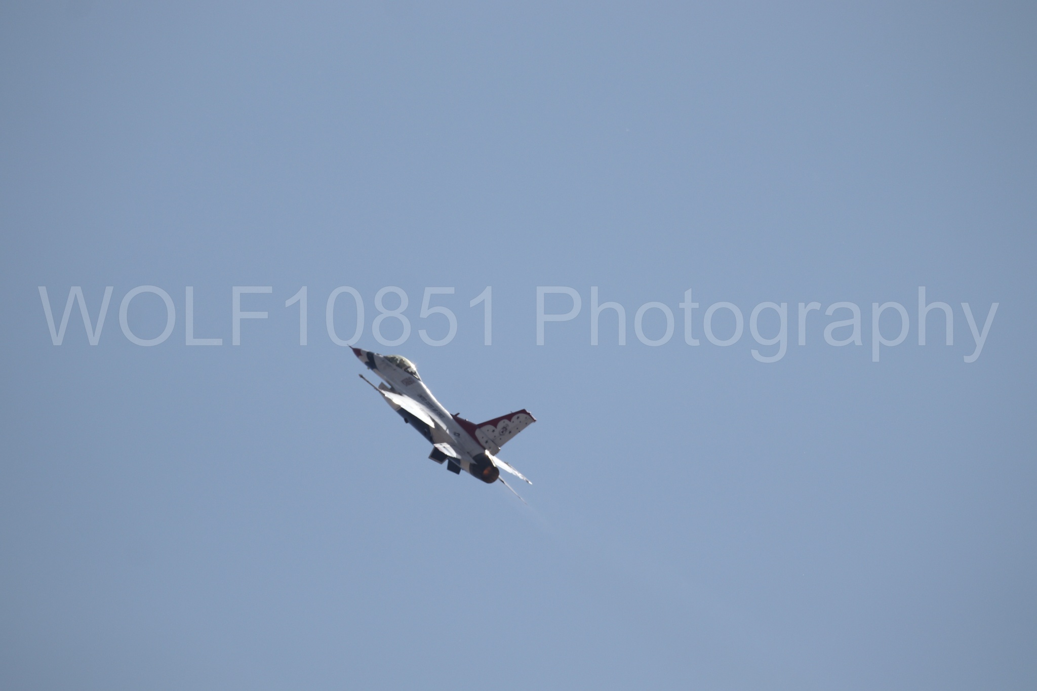 Aviation photography by WOLF10851 featuring Beale Air and Space Expo 2025, F-16 Fighting Falcon, Thunderbirds, Red White and Blue.