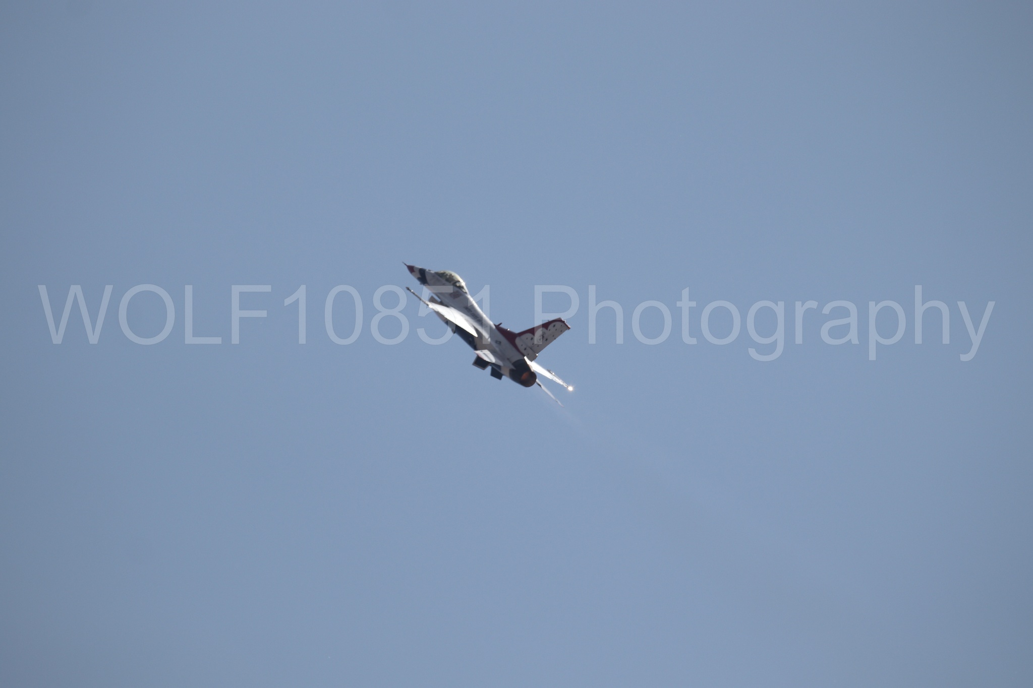 Aviation photography by WOLF10851 featuring Beale Air and Space Expo 2025, F-16 Fighting Falcon, Thunderbirds, Red White and Blue.