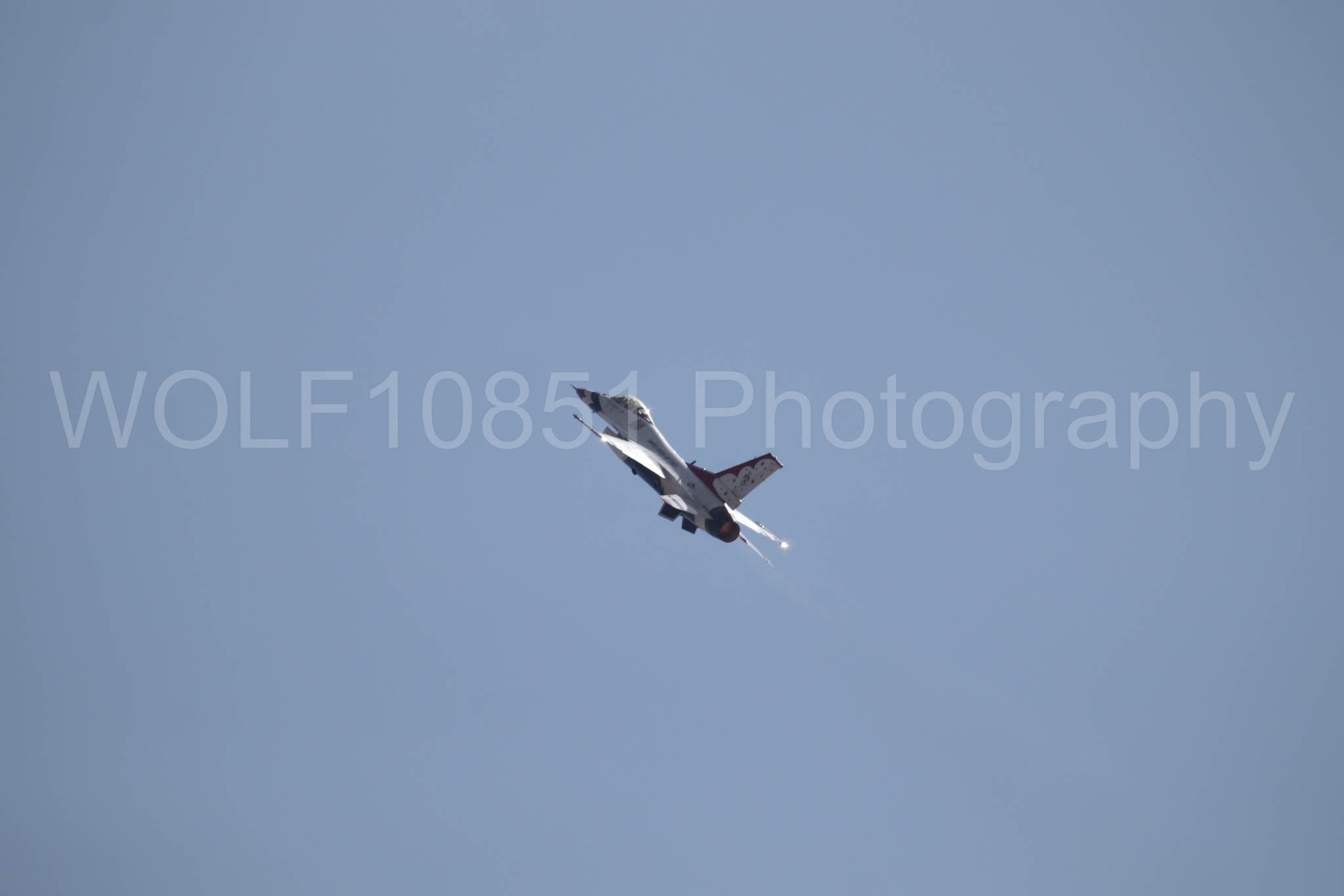 Aviation photography by WOLF10851 featuring Beale Air and Space Expo 2025, F-16 Fighting Falcon, Thunderbirds, Red White and Blue.