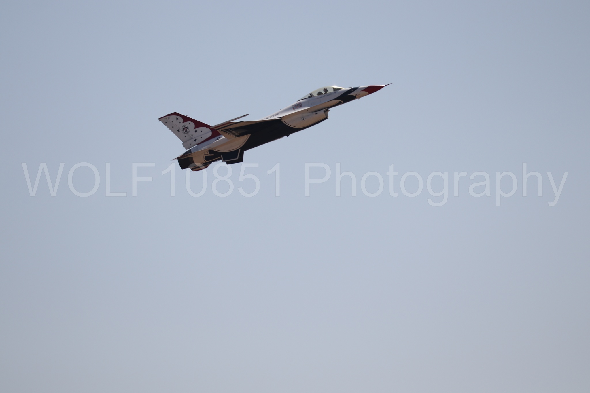 Aviation photography by WOLF10851 featuring Beale Air and Space Expo 2025, F-16 Fighting Falcon, Thunderbirds, Red White and Blue.