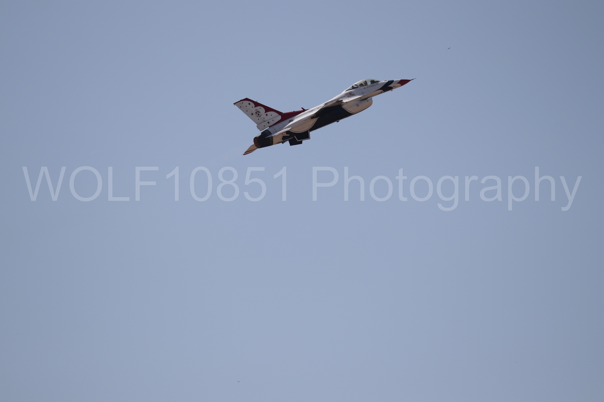Aviation photography by WOLF10851 featuring Beale Air and Space Expo 2025, F-16 Fighting Falcon, Thunderbirds, Red White and Blue.