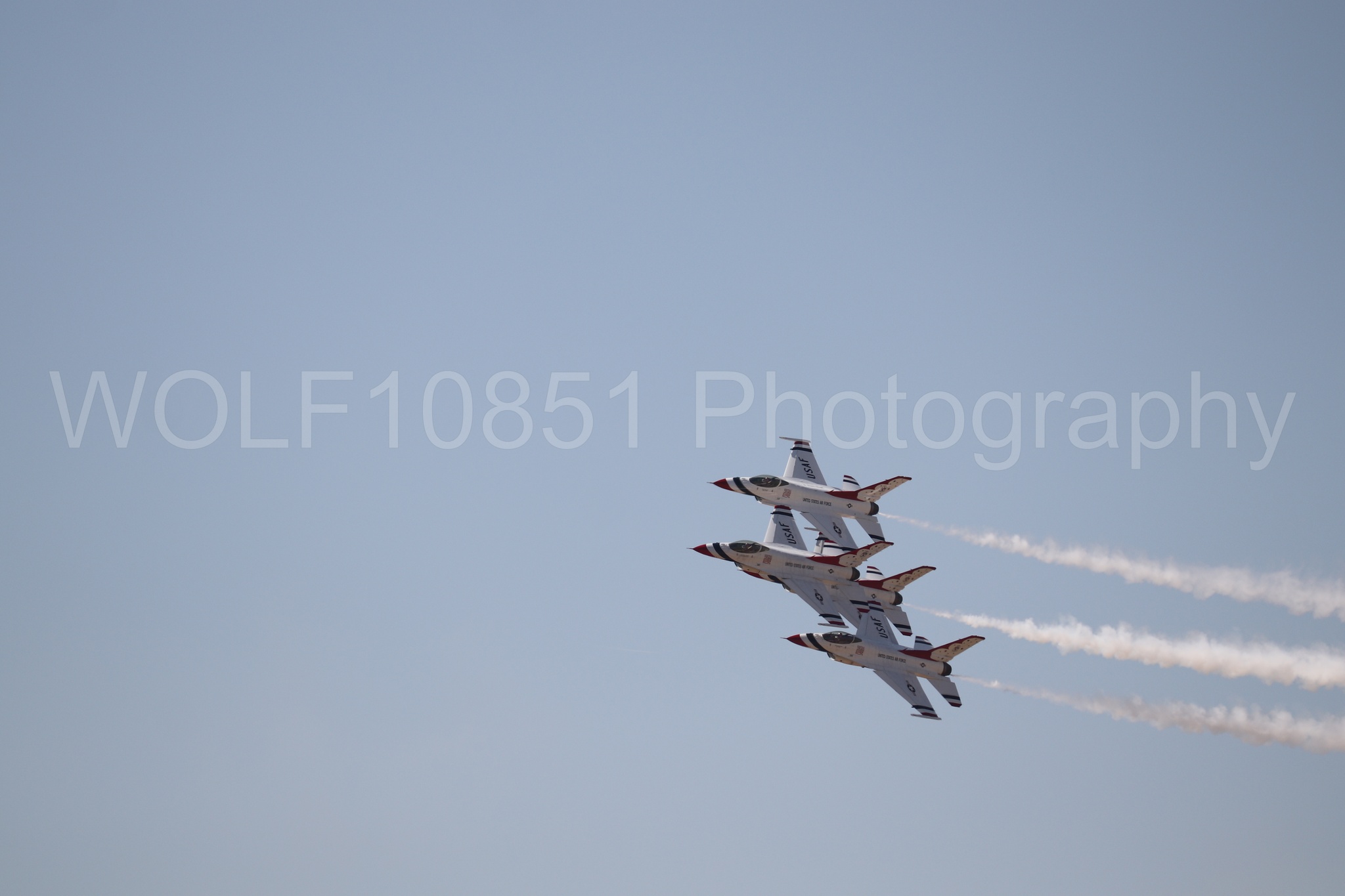 Aviation photography by WOLF10851 featuring Beale Air and Space Expo 2025, F-16 Fighting Falcon, Thunderbirds, Red White and Blue.