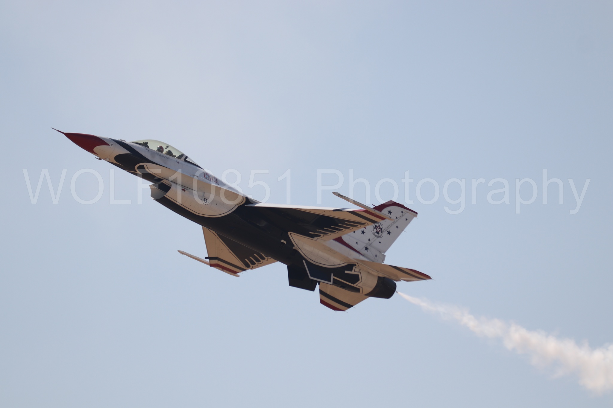 Aviation photography by WOLF10851 featuring Beale Air and Space Expo 2025, F-16 Fighting Falcon, Thunderbirds, Red White and Blue.