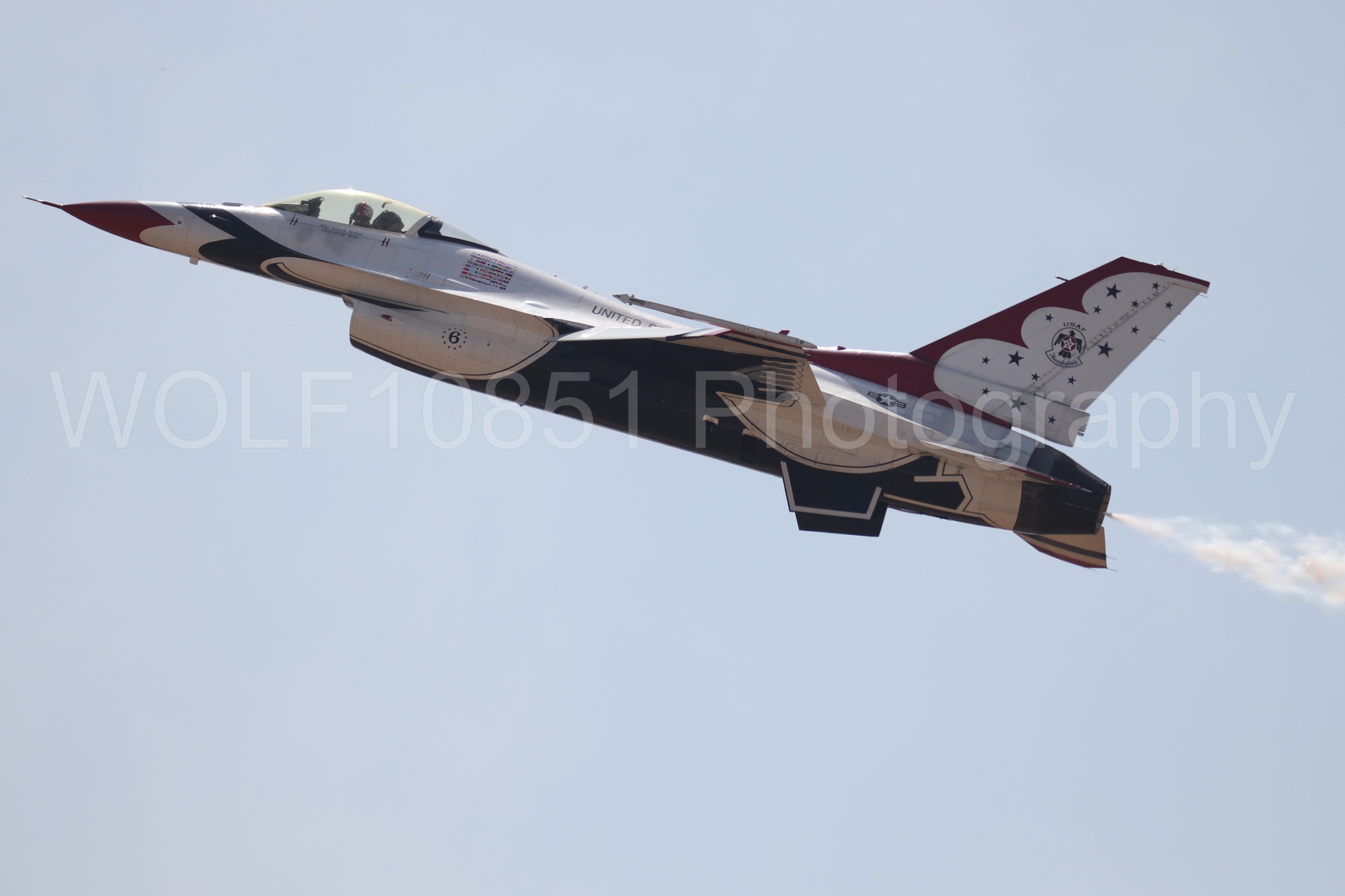 Aviation photography by WOLF10851 featuring Beale Air and Space Expo 2025, F-16 Fighting Falcon, Thunderbirds, Red White and Blue, Featured.