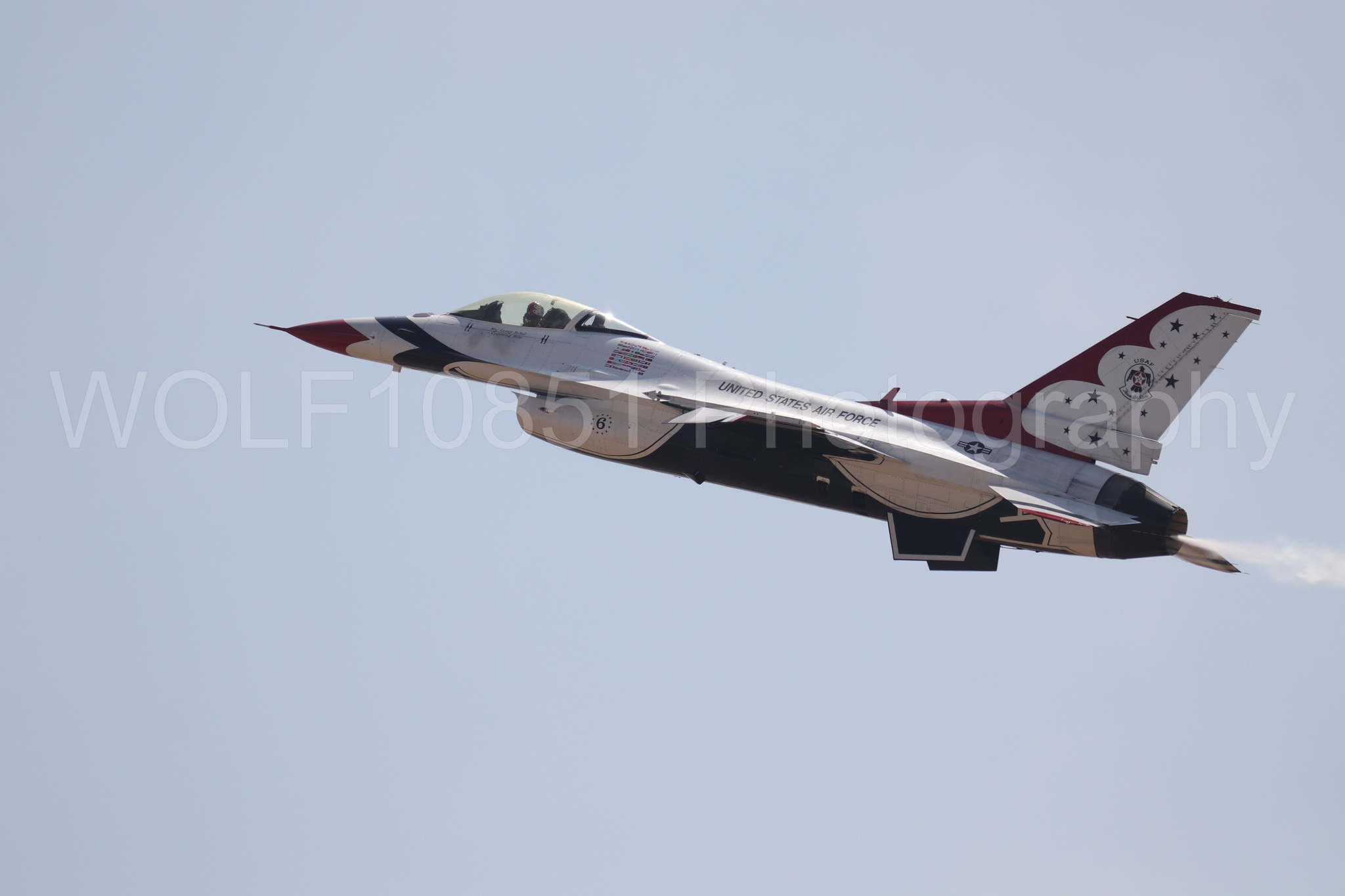 Aviation photography by WOLF10851 featuring Beale Air and Space Expo 2025, F-16 Fighting Falcon, Thunderbirds, Red White and Blue.