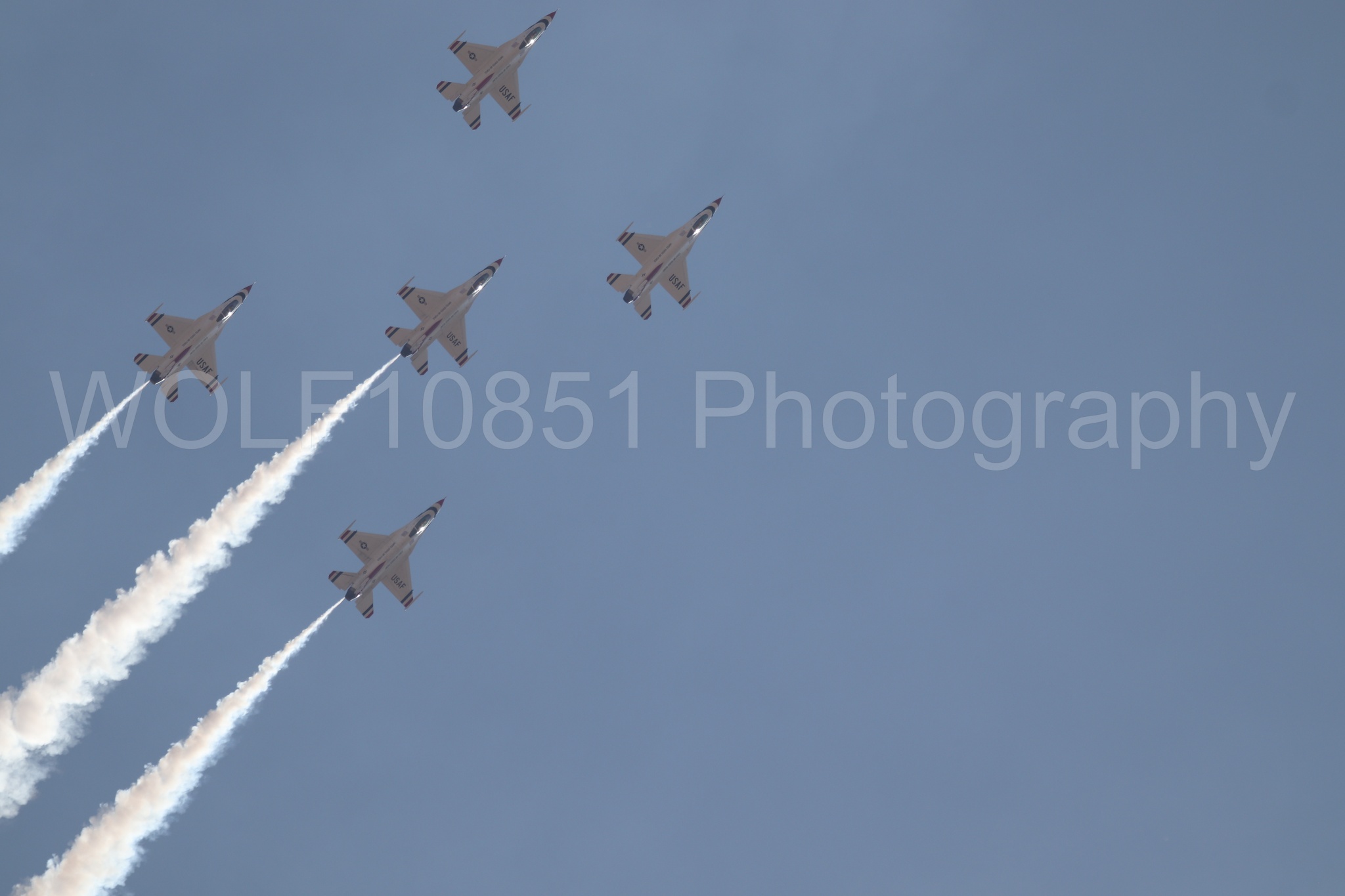 Aviation photography by WOLF10851 featuring Beale Air and Space Expo 2025, F-16 Fighting Falcon, Thunderbirds, Red White and Blue.