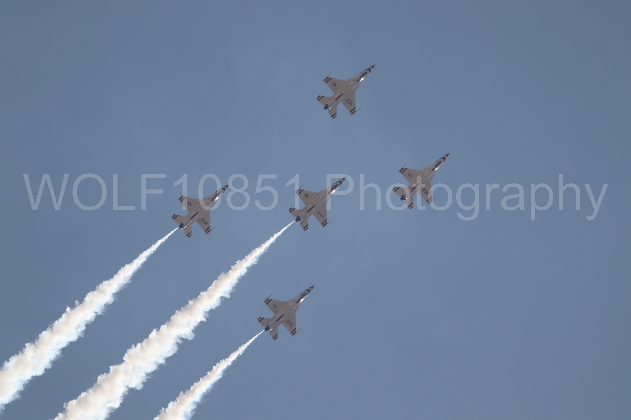 Aviation photography by WOLF10851 featuring Beale Air and Space Expo 2025, F-16 Fighting Falcon, Thunderbirds, Red White and Blue.