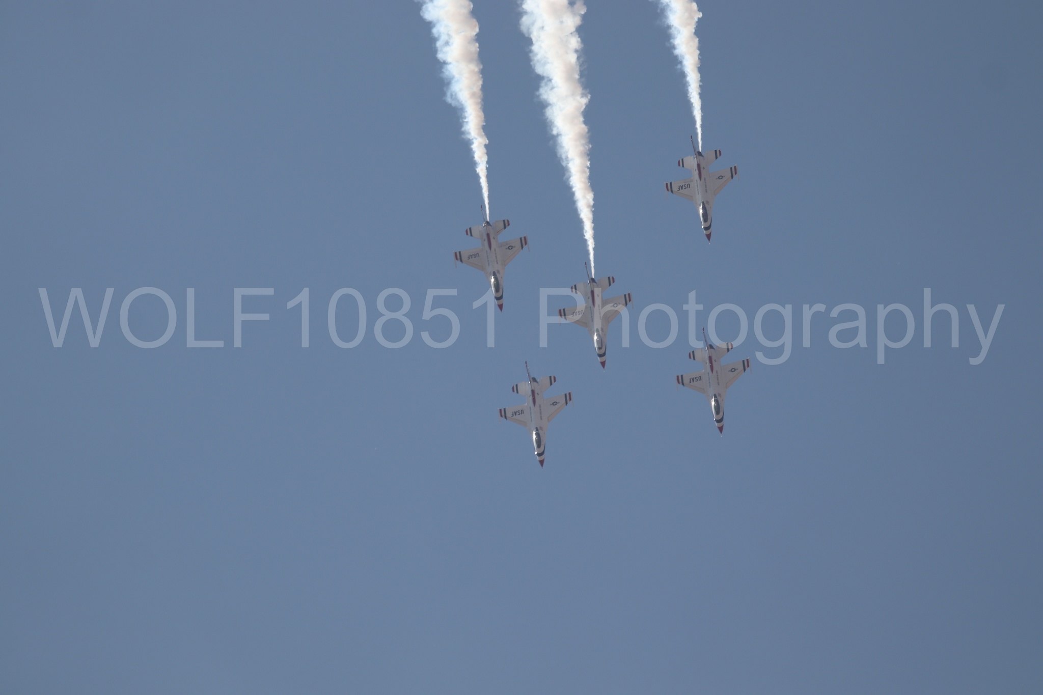 Aviation photography by WOLF10851 featuring Beale Air and Space Expo 2025, F-16 Fighting Falcon, Thunderbirds, Red White and Blue.