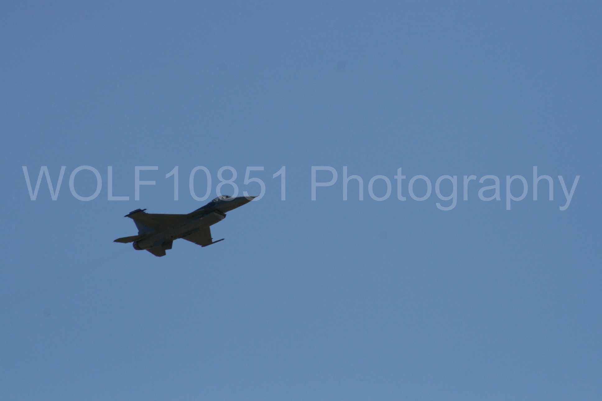 Aviation photography by WOLF10851 featuring F-16 Fighting Falcon, California Capital Airshow 2008, Viper Demonstration Team.