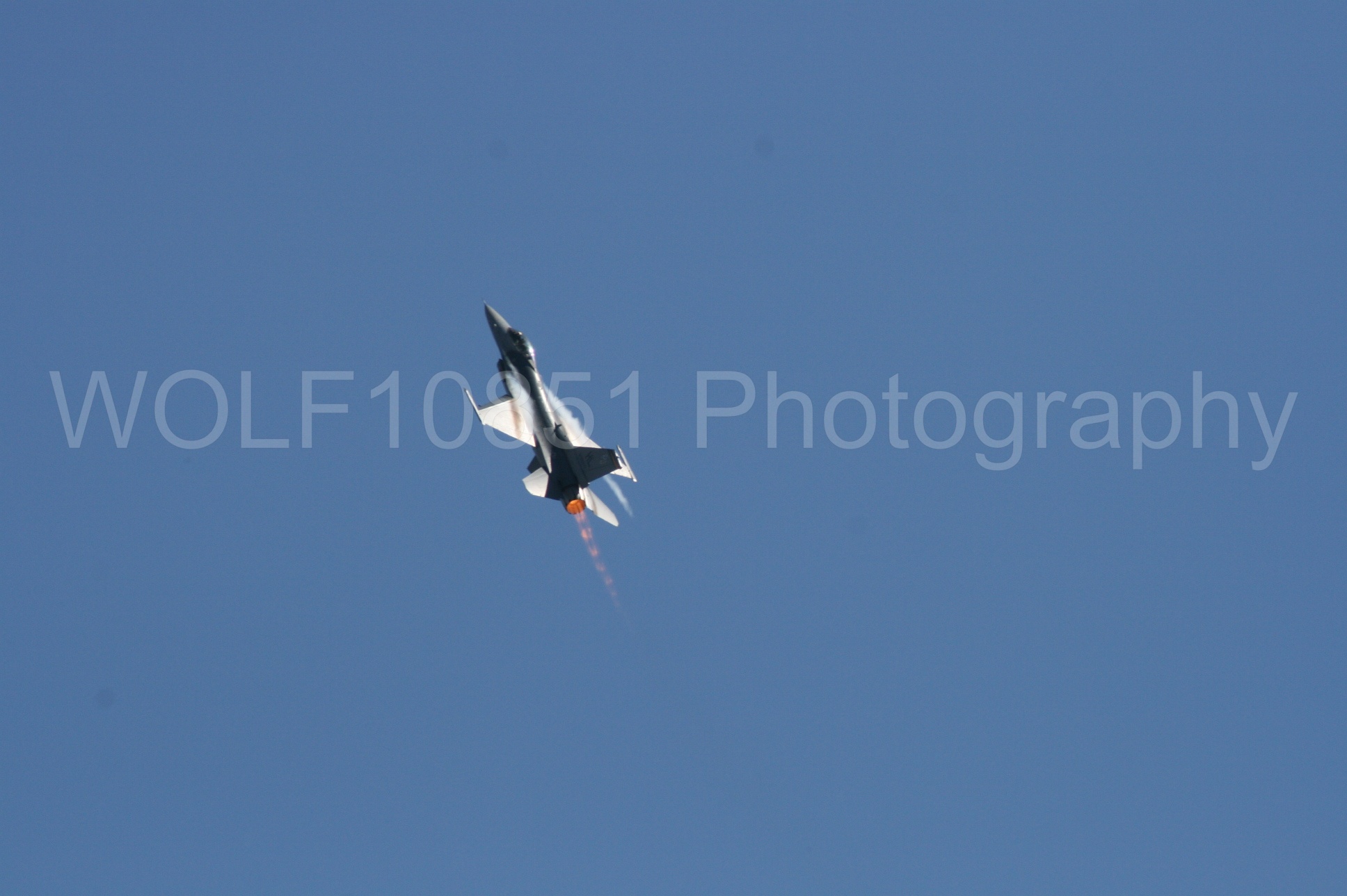 Aviation photography by WOLF10851 featuring F-16 Fighting Falcon, California Capital Airshow 2008, Viper Demonstration Team.