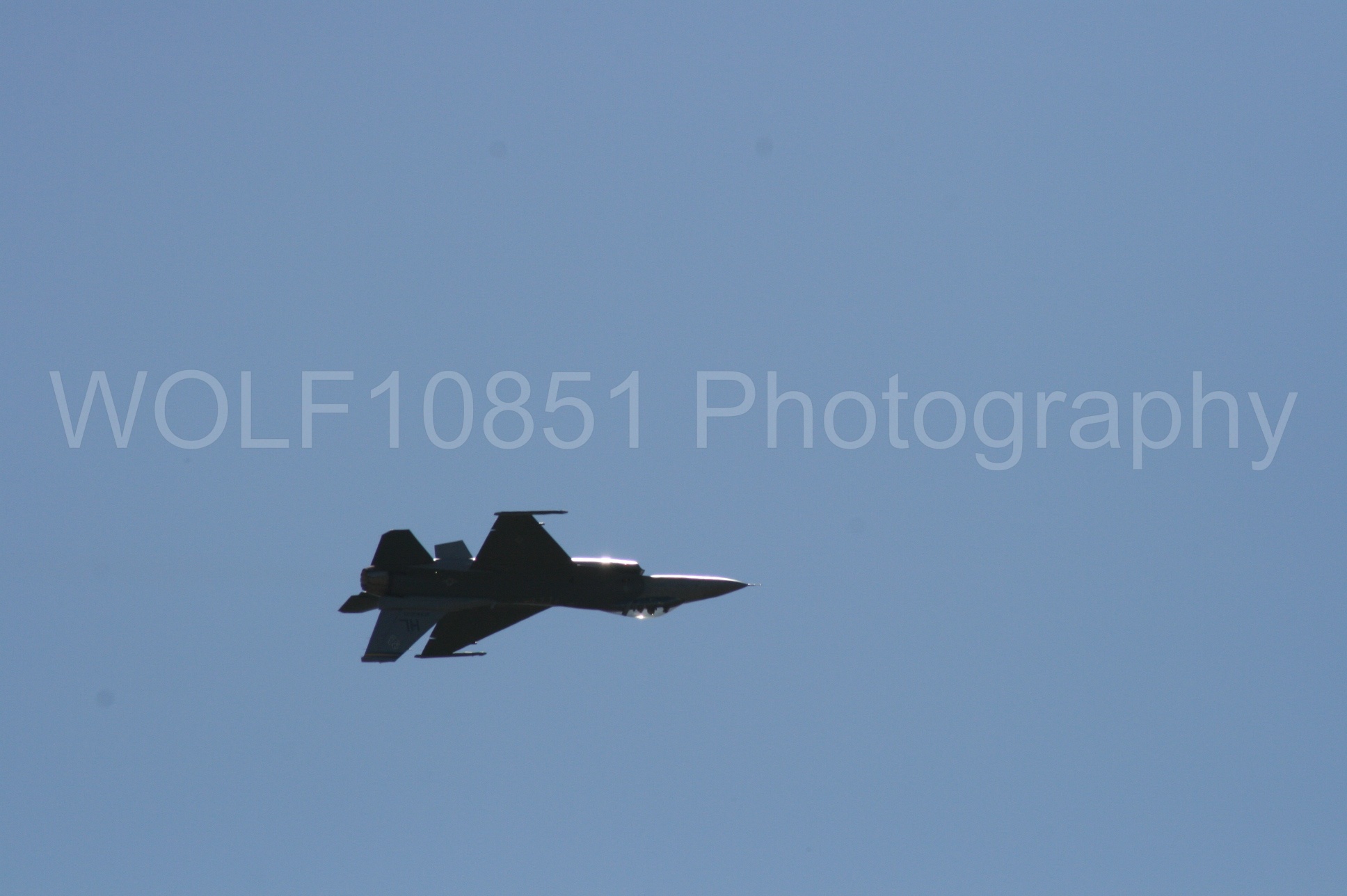 Aviation photography by WOLF10851 featuring F-16 Fighting Falcon, California Capital Airshow 2008, Viper Demonstration Team.