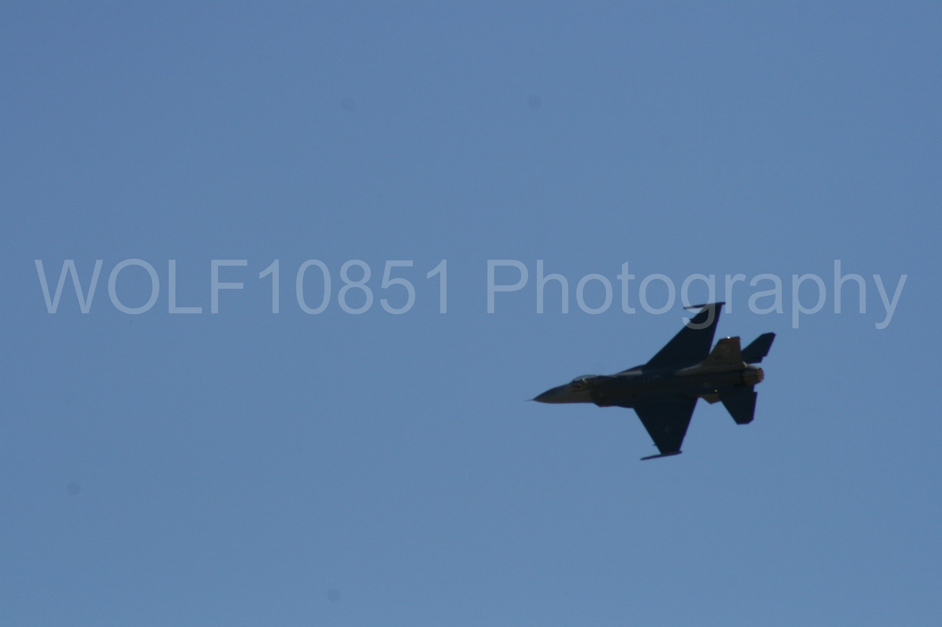 Aviation photography by WOLF10851 featuring F-16 Fighting Falcon, California Capital Airshow 2008, Viper Demonstration Team.