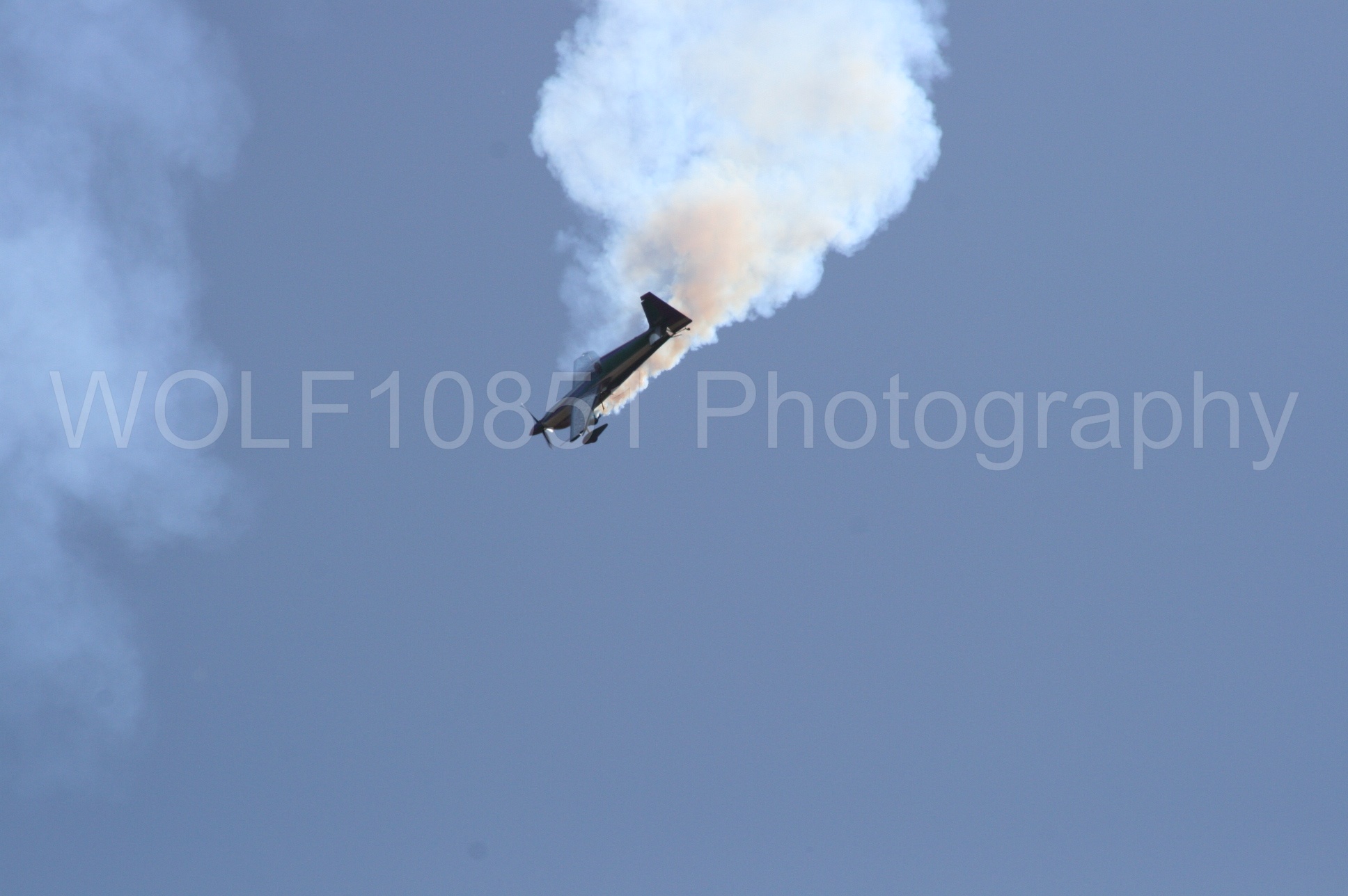 Aviation photography by WOLF10851 featuring California Capital Airshow 2008, Edge 540, Bill Stein, Bill Stein Airshows.