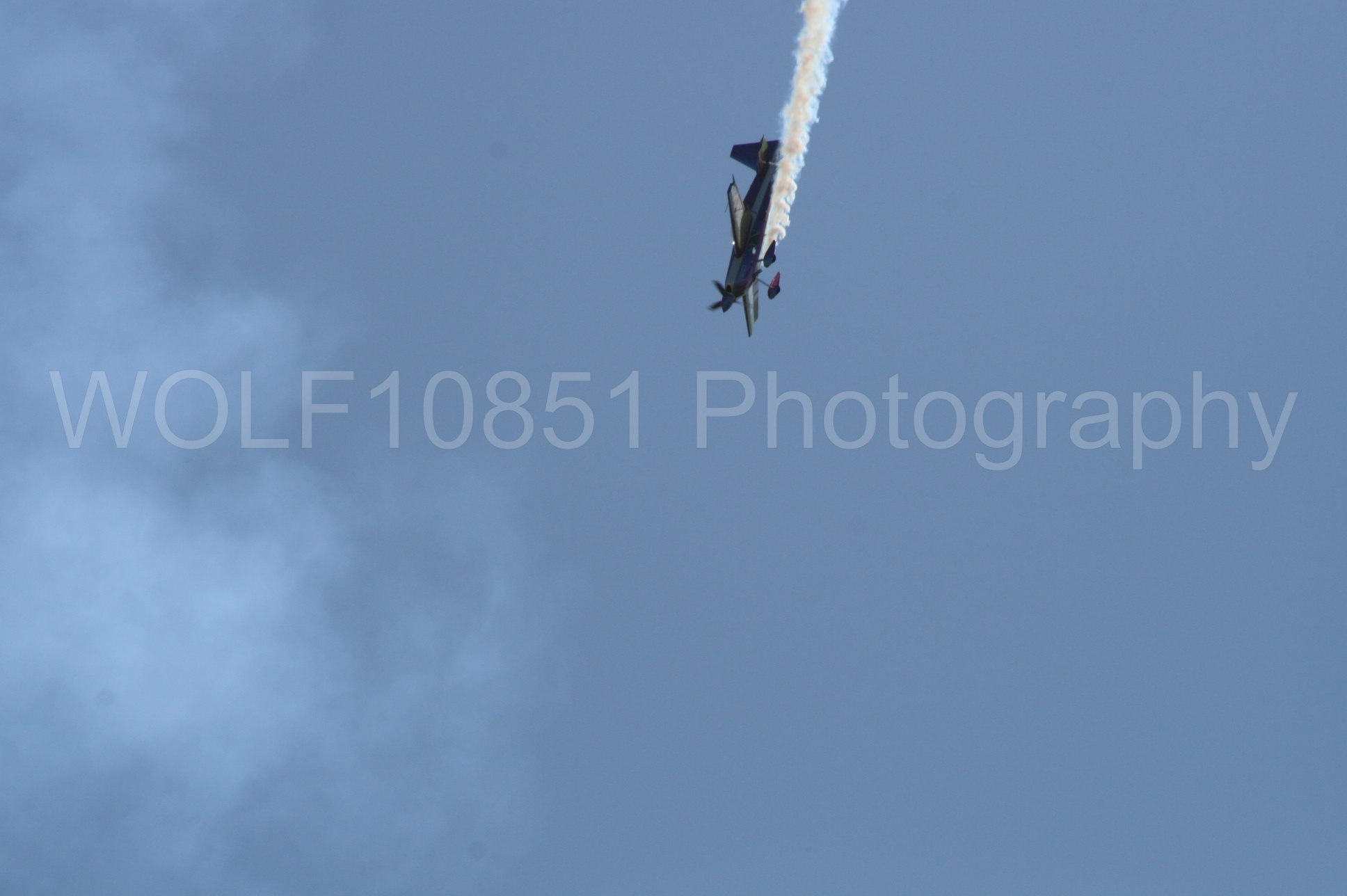 Aviation photography by WOLF10851 featuring California Capital Airshow 2008, Edge 540, Bill Stein, Bill Stein Airshows.