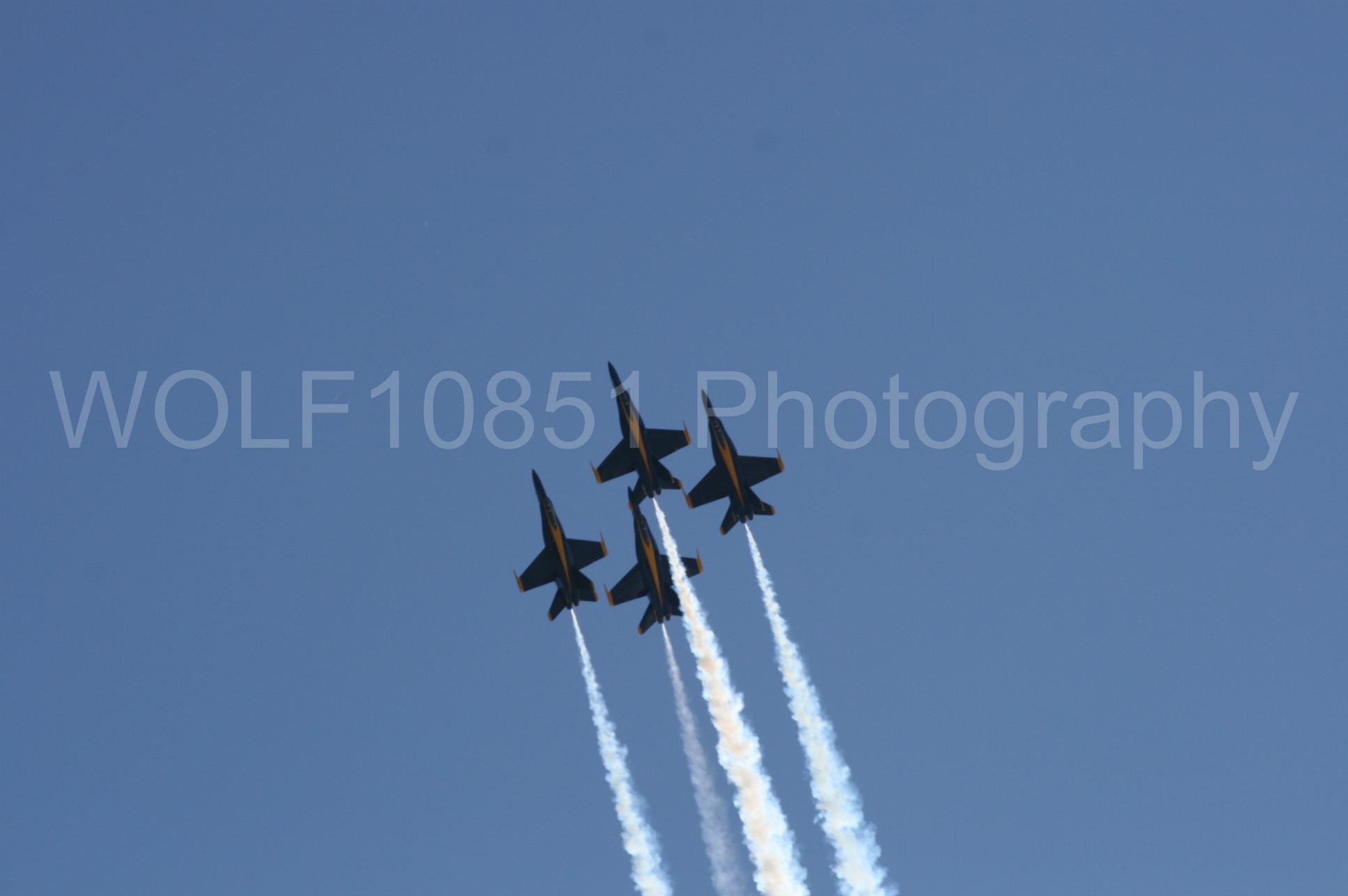 Aviation photography by WOLF10851 featuring California Capital Airshow 2008, F-18 Hornet, Blue Angels, Blue and Gold.