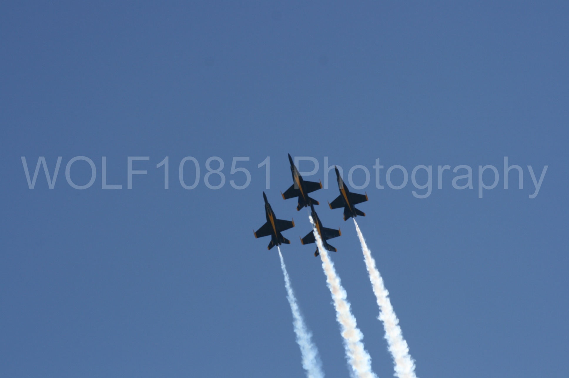 Aviation photography by WOLF10851 featuring California Capital Airshow 2008, F-18 Hornet, Blue Angels, Blue and Gold.