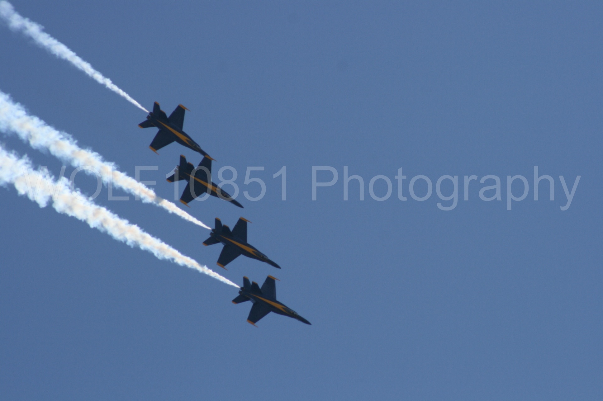 Aviation photography by WOLF10851 featuring California Capital Airshow 2008, F-18 Hornet, Blue Angels, Blue and Gold.