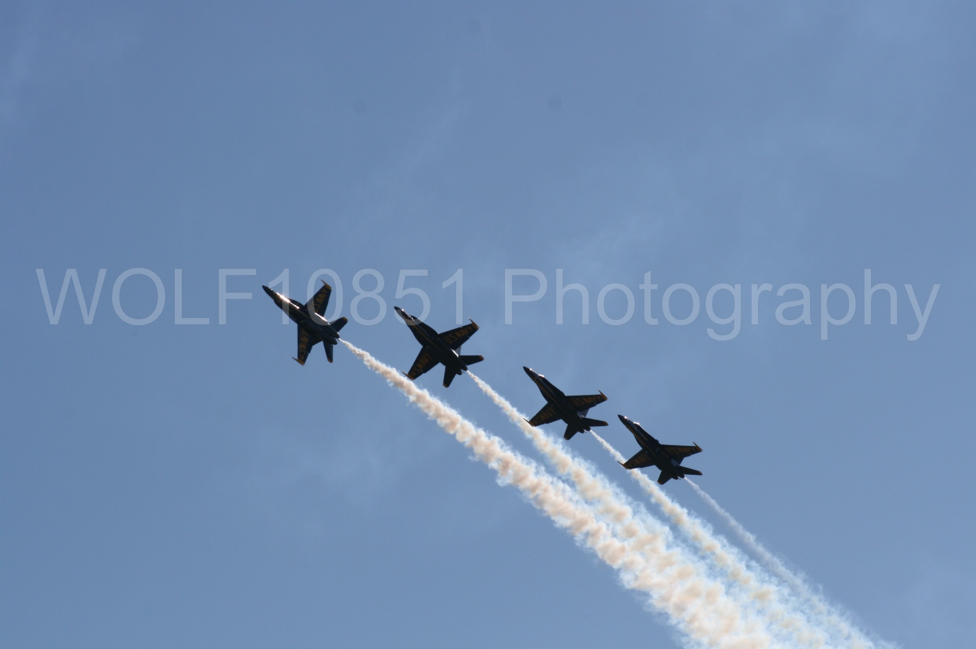 Aviation photography by WOLF10851 featuring California Capital Airshow 2008, F-18 Hornet, Blue Angels, Blue and Gold.
