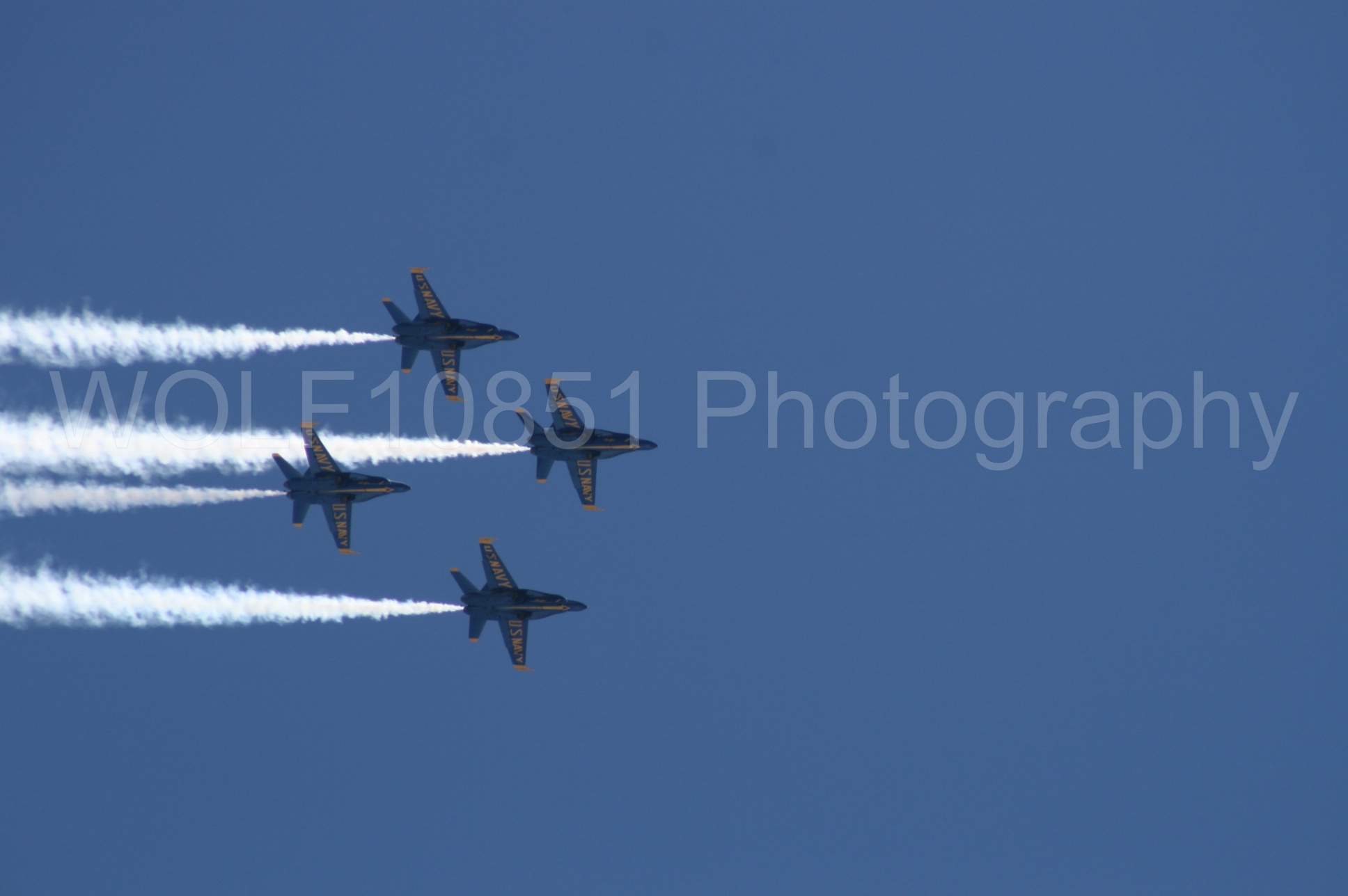 Aviation photography by WOLF10851 featuring California Capital Airshow 2008, F-18 Hornet, Blue Angels, Blue and Gold.