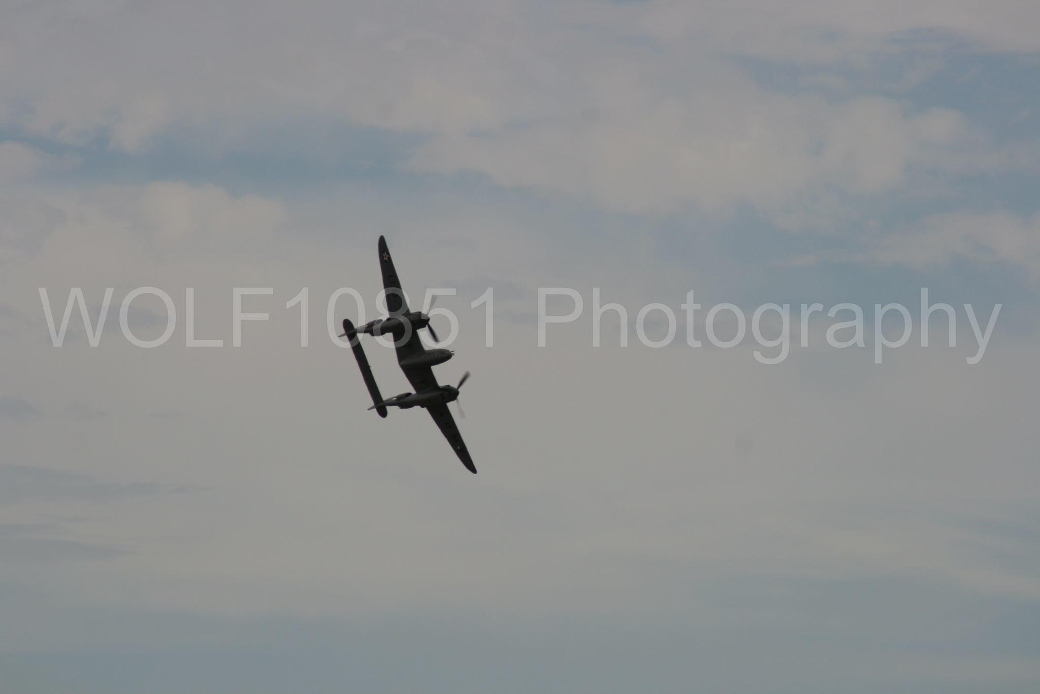 Aviation photography by WOLF10851 featuring California Capital Airshow 2009, Glacier Girl, P-38 Lightning.