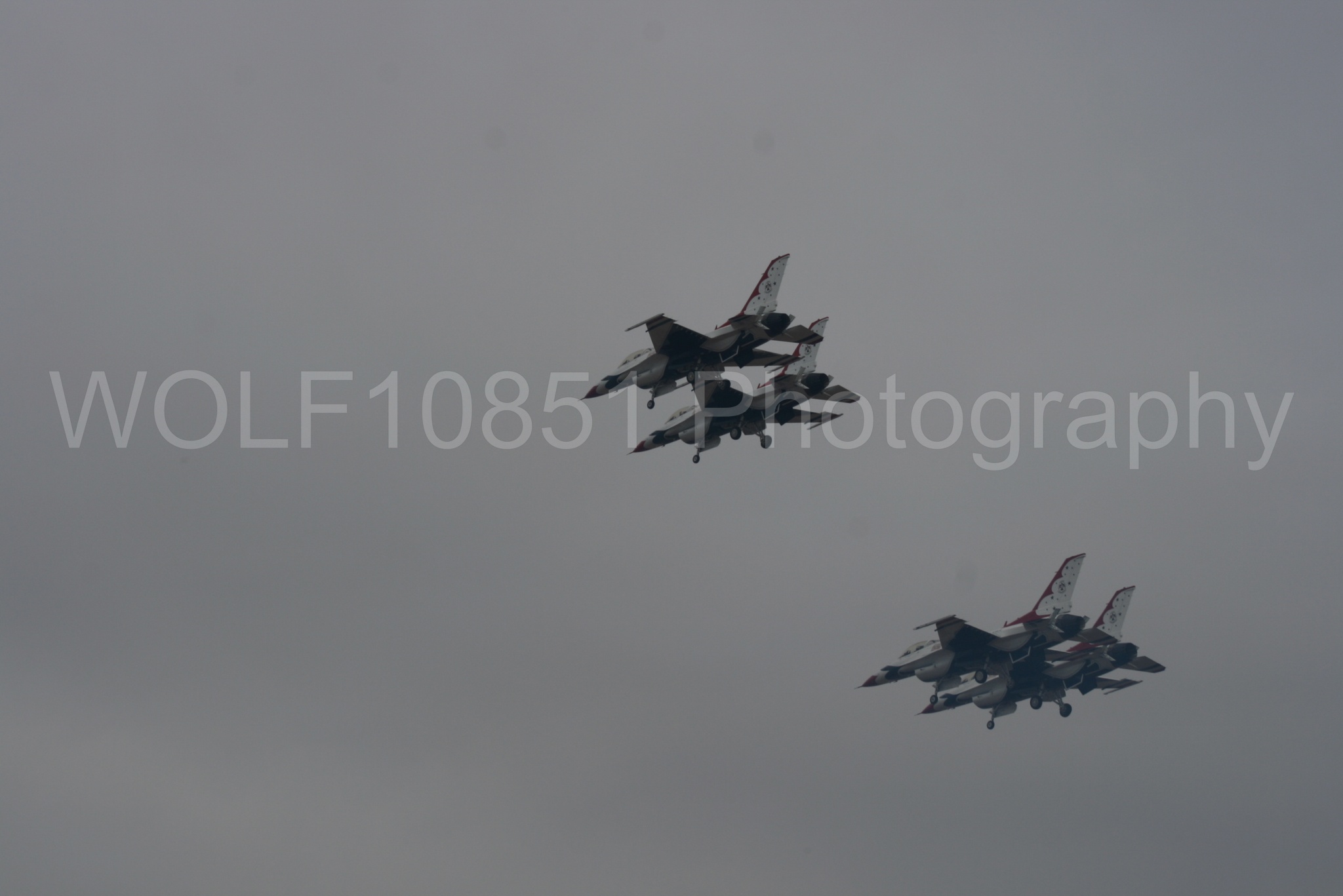 Aviation photography by WOLF10851 featuring F-16 Fighting Falcon, Thunderbirds, Red White and Blue, California Capital Airshow 2009.