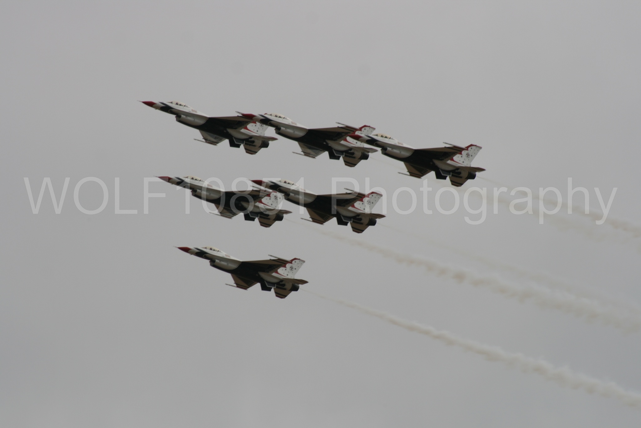 Aviation photography by WOLF10851 featuring F-16 Fighting Falcon, Thunderbirds, Red White and Blue, California Capital Airshow 2009.