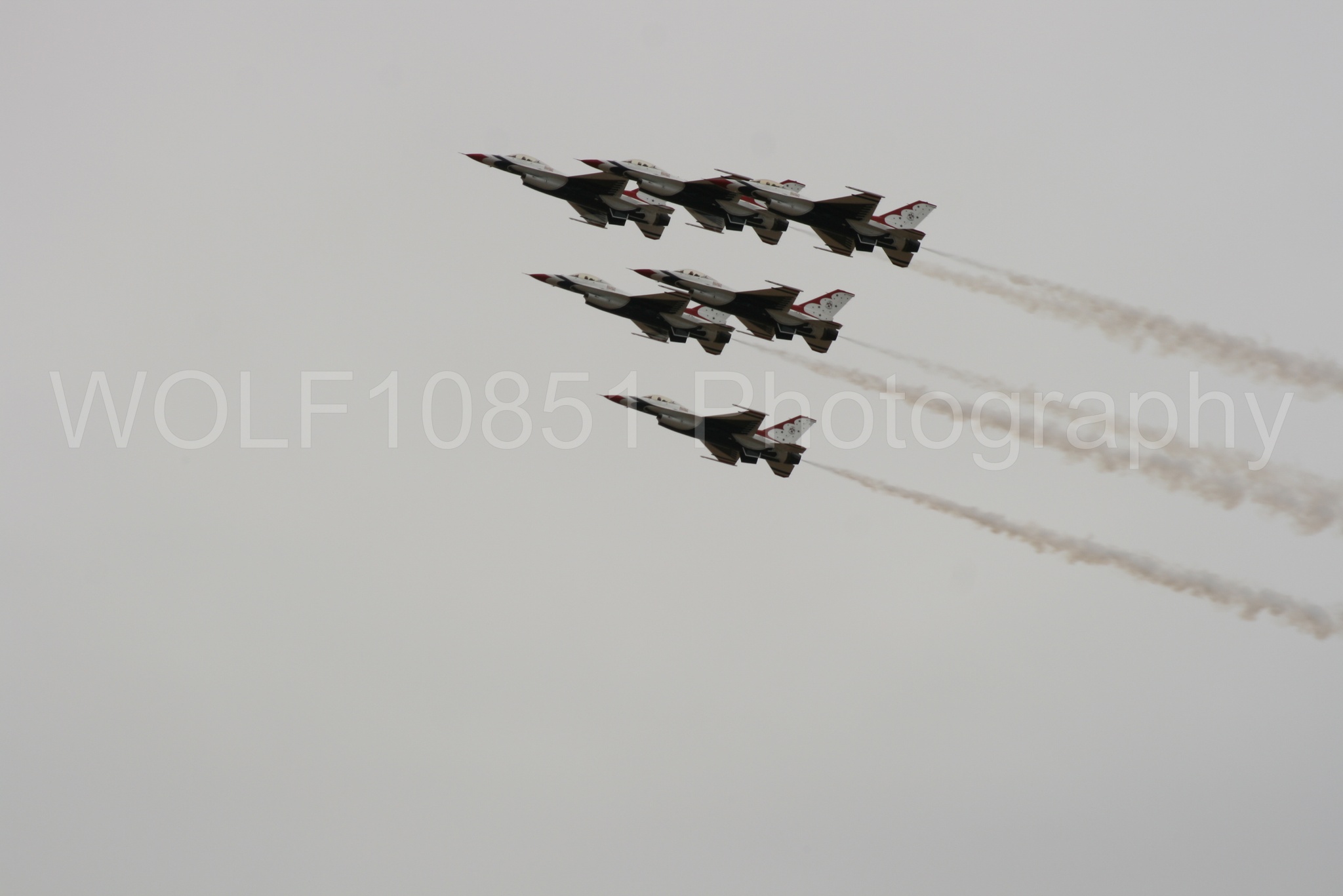 Aviation photography by WOLF10851 featuring F-16 Fighting Falcon, Thunderbirds, Red White and Blue, California Capital Airshow 2009.