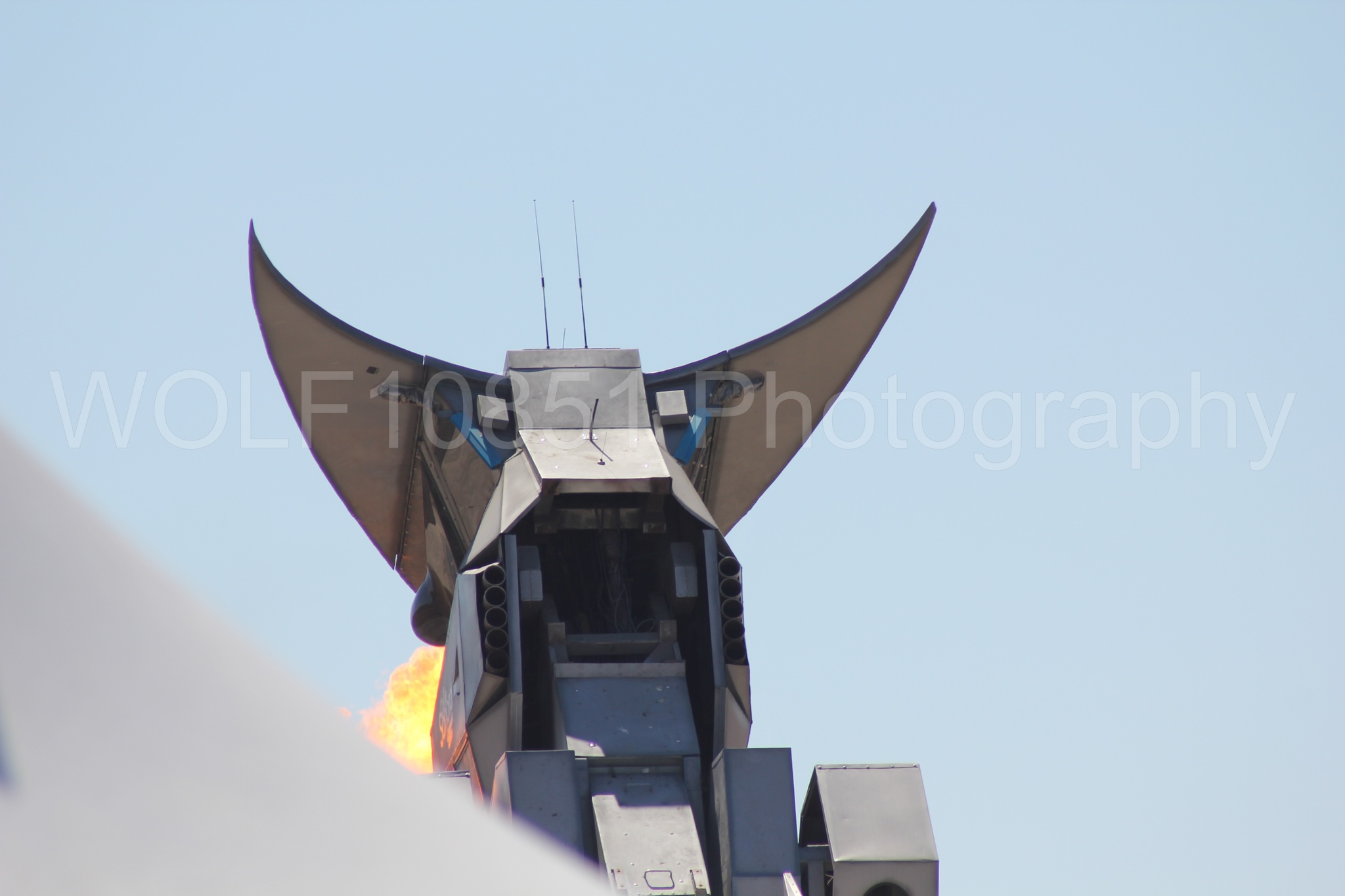 Aviation photography by WOLF10851 featuring California Capital Airshow 2010, Robosaurus.