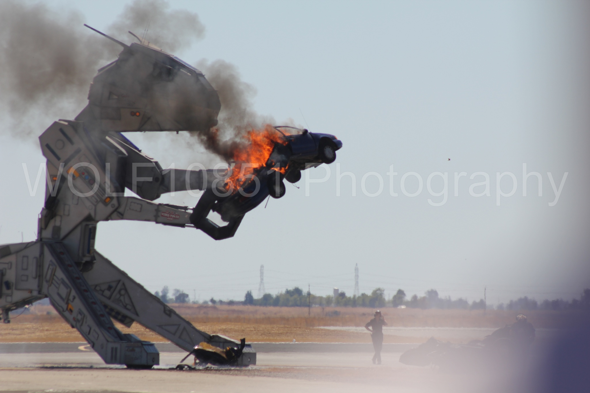 Aviation photography by WOLF10851 featuring California Capital Airshow 2010, Robosaurus.