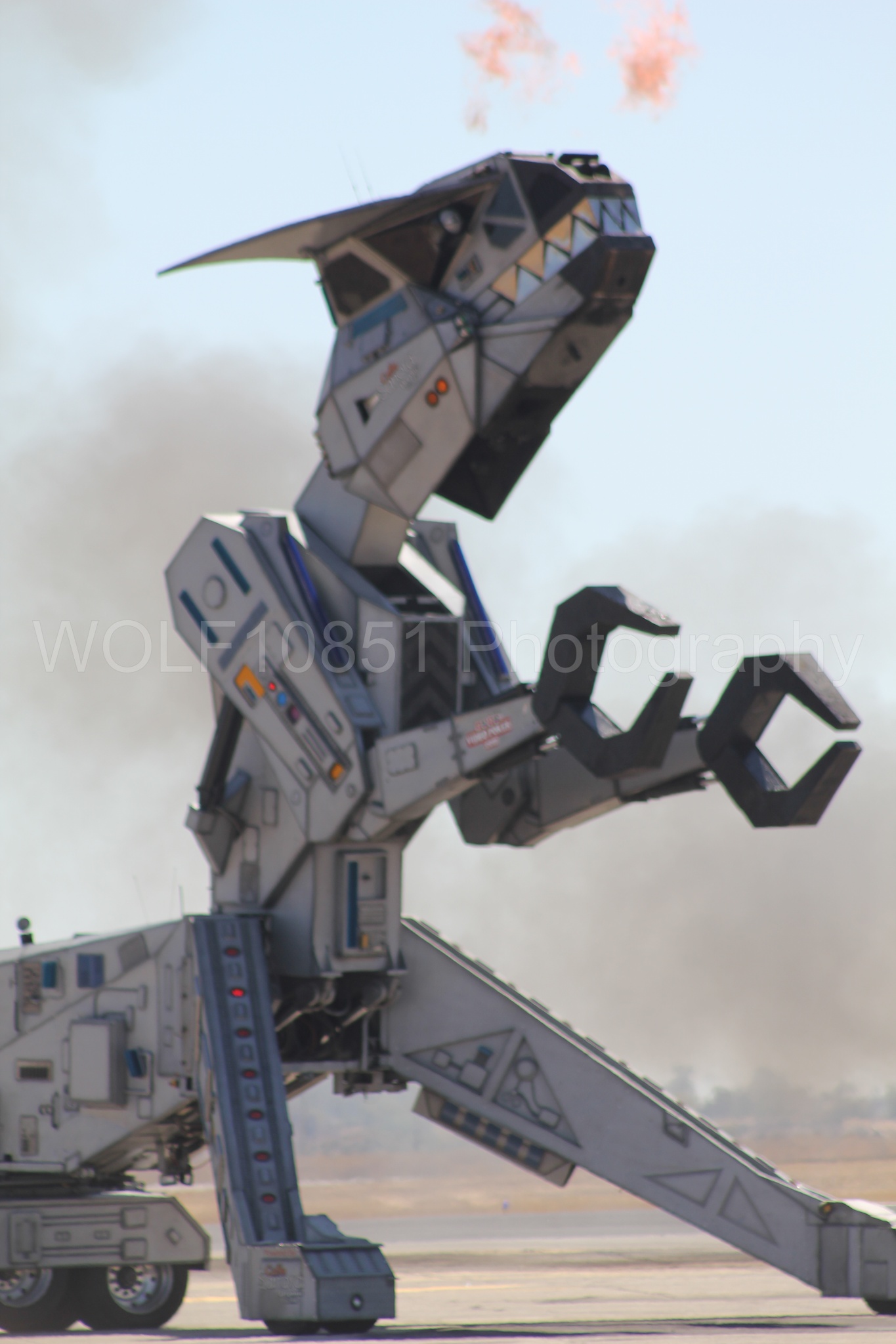 Aviation photography by WOLF10851 featuring California Capital Airshow 2010, Robosaurus.