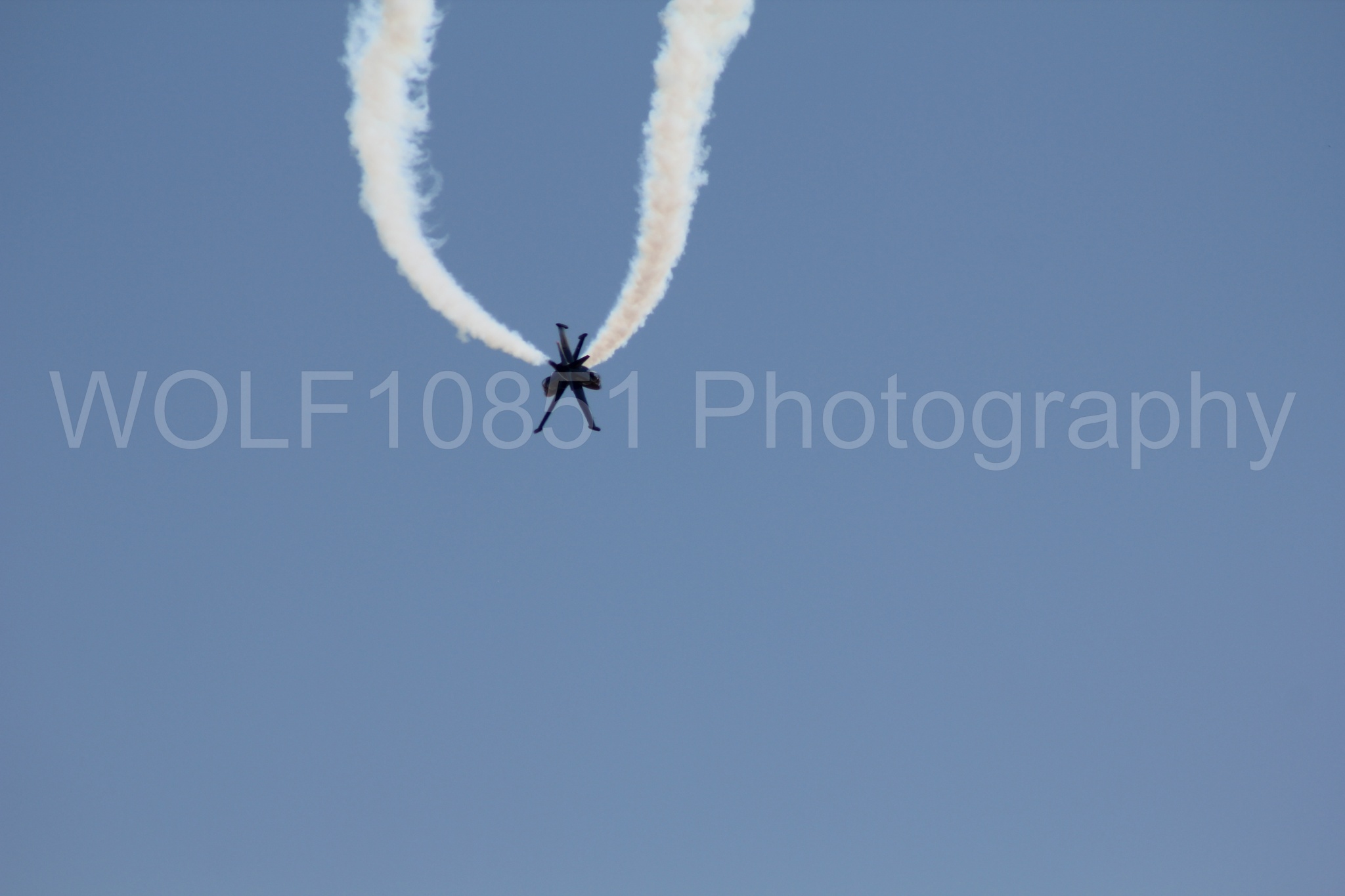 Aviation photography by WOLF10851 featuring L-39 Albatros, The Patriots Jet Demonstration Team, California Capital Airshow 2010.