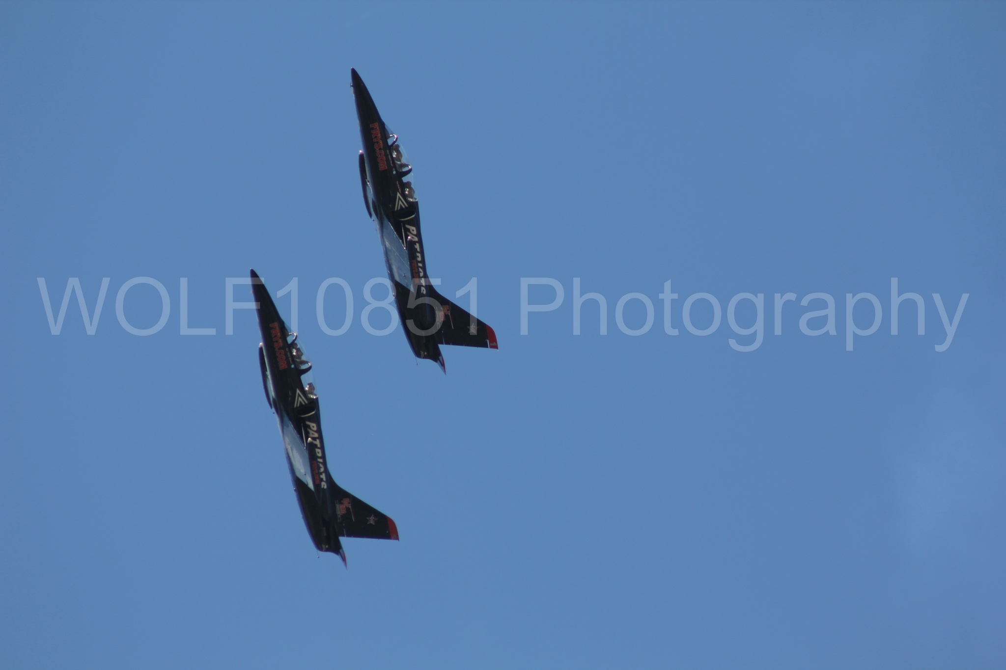 Aviation photography by WOLF10851 featuring L-39 Albatros, The Patriots Jet Demonstration Team, California Capital Airshow 2010.