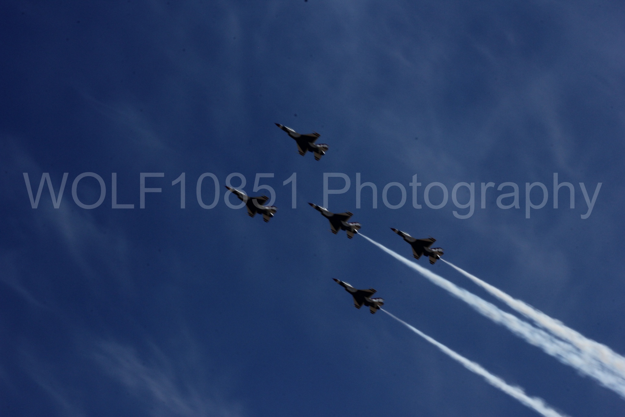 Aviation photography by WOLF10851 featuring F-16 Fighting Falcon, Thunderbirds, Red White and Blue, California Capital Airshow 2012.