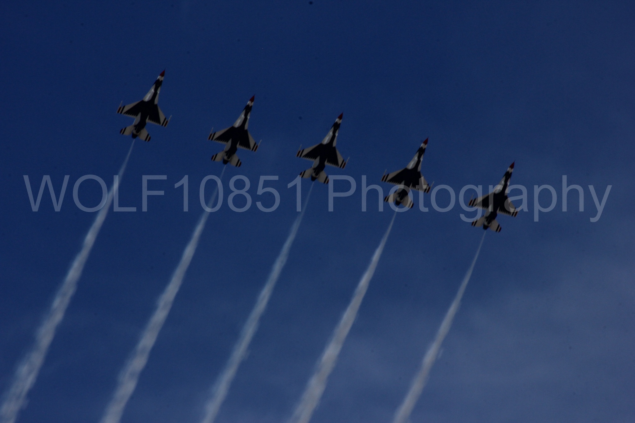 Aviation photography by WOLF10851 featuring F-16 Fighting Falcon, Thunderbirds, Red White and Blue, California Capital Airshow 2012.