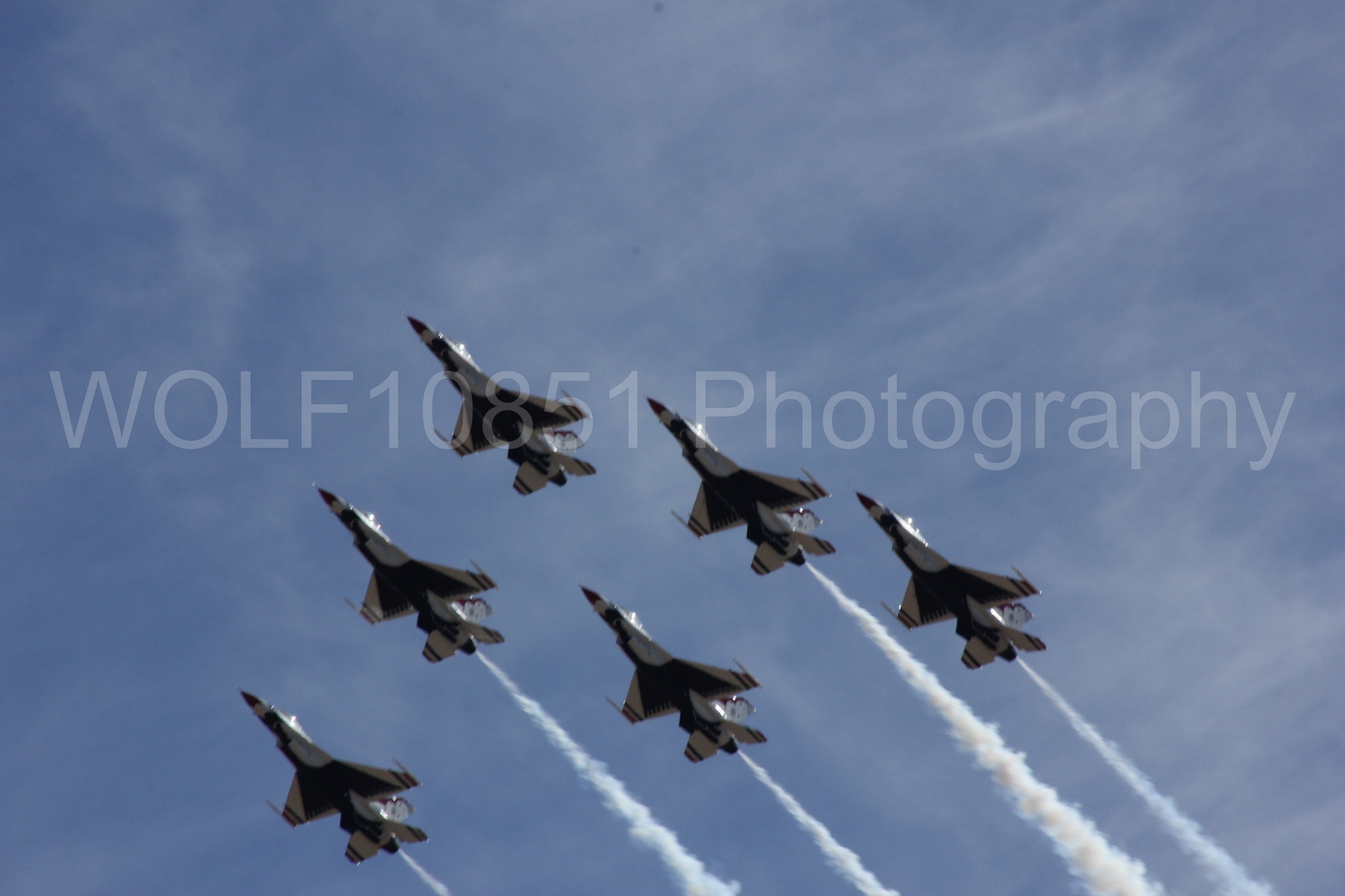 Aviation photography by WOLF10851 featuring F-16 Fighting Falcon, Thunderbirds, Red White and Blue, California Capital Airshow 2012.