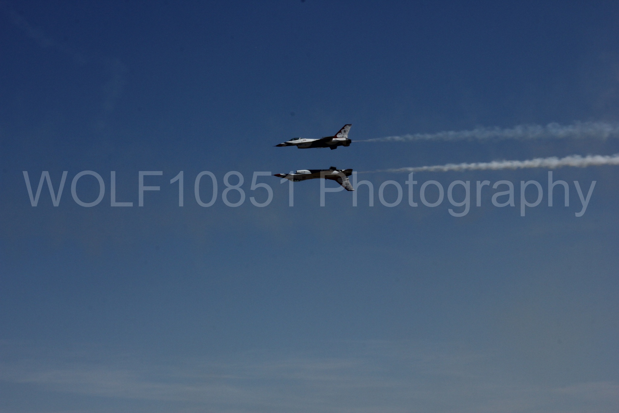 Aviation photography by WOLF10851 featuring F-16 Fighting Falcon, Thunderbirds, Red White and Blue, California Capital Airshow 2012.
