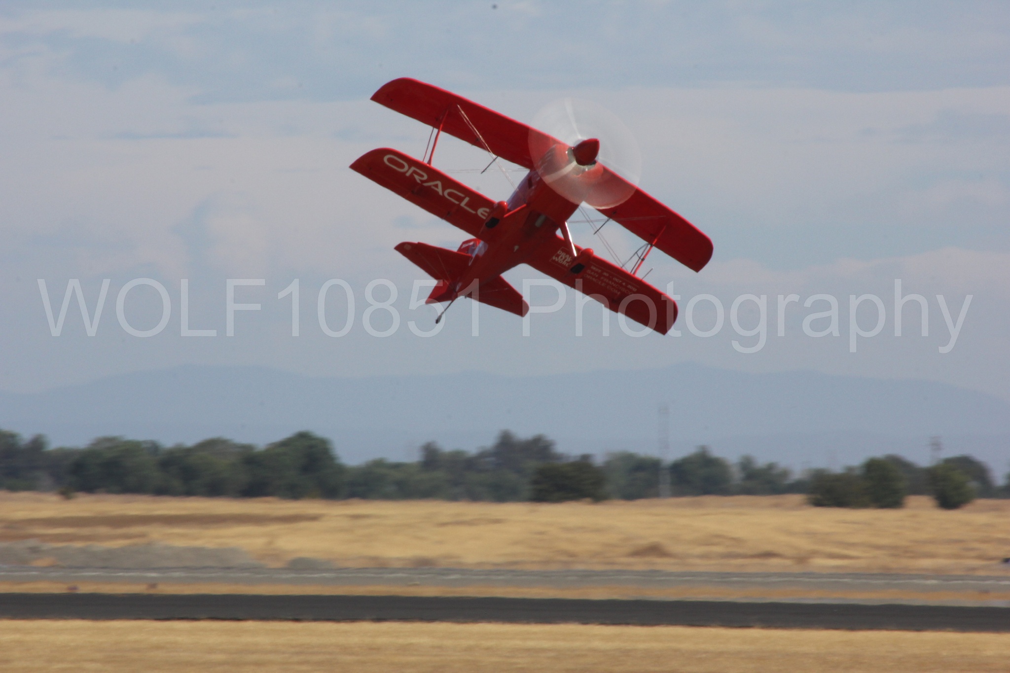 Aviation photography by WOLF10851 featuring California Capital Airshow 2012, Sean Tucker, Oracle, Team Oracle, Aviation Specialties Unlimited Challenger III.