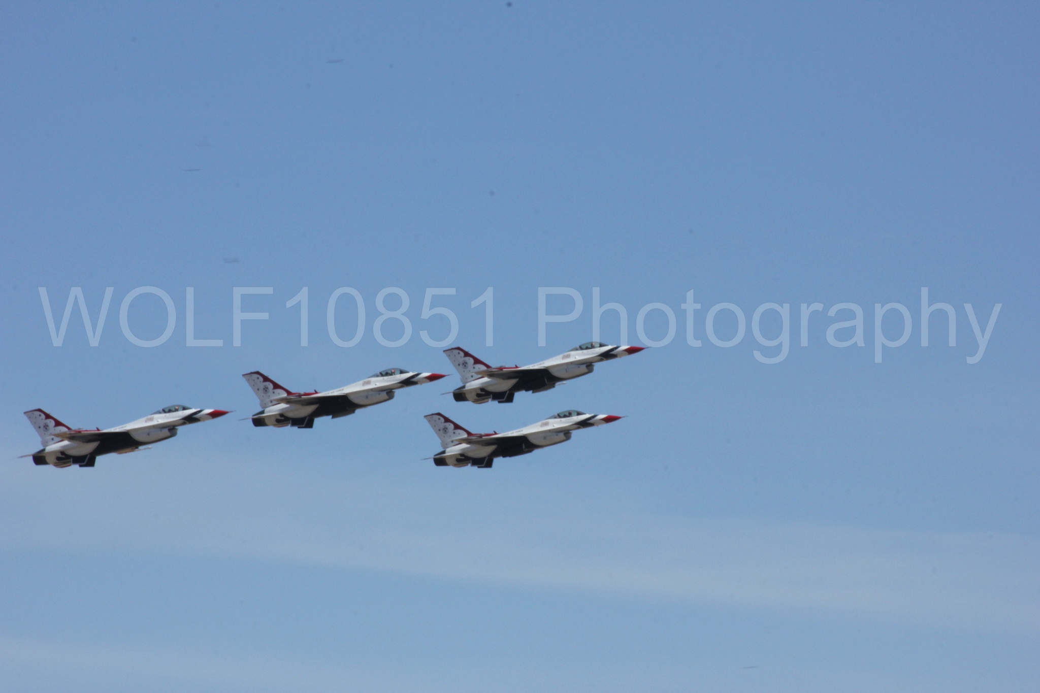 Aviation photography by WOLF10851 featuring F-16 Fighting Falcon, Thunderbirds, Red White and Blue, California Capital Airshow 2012.