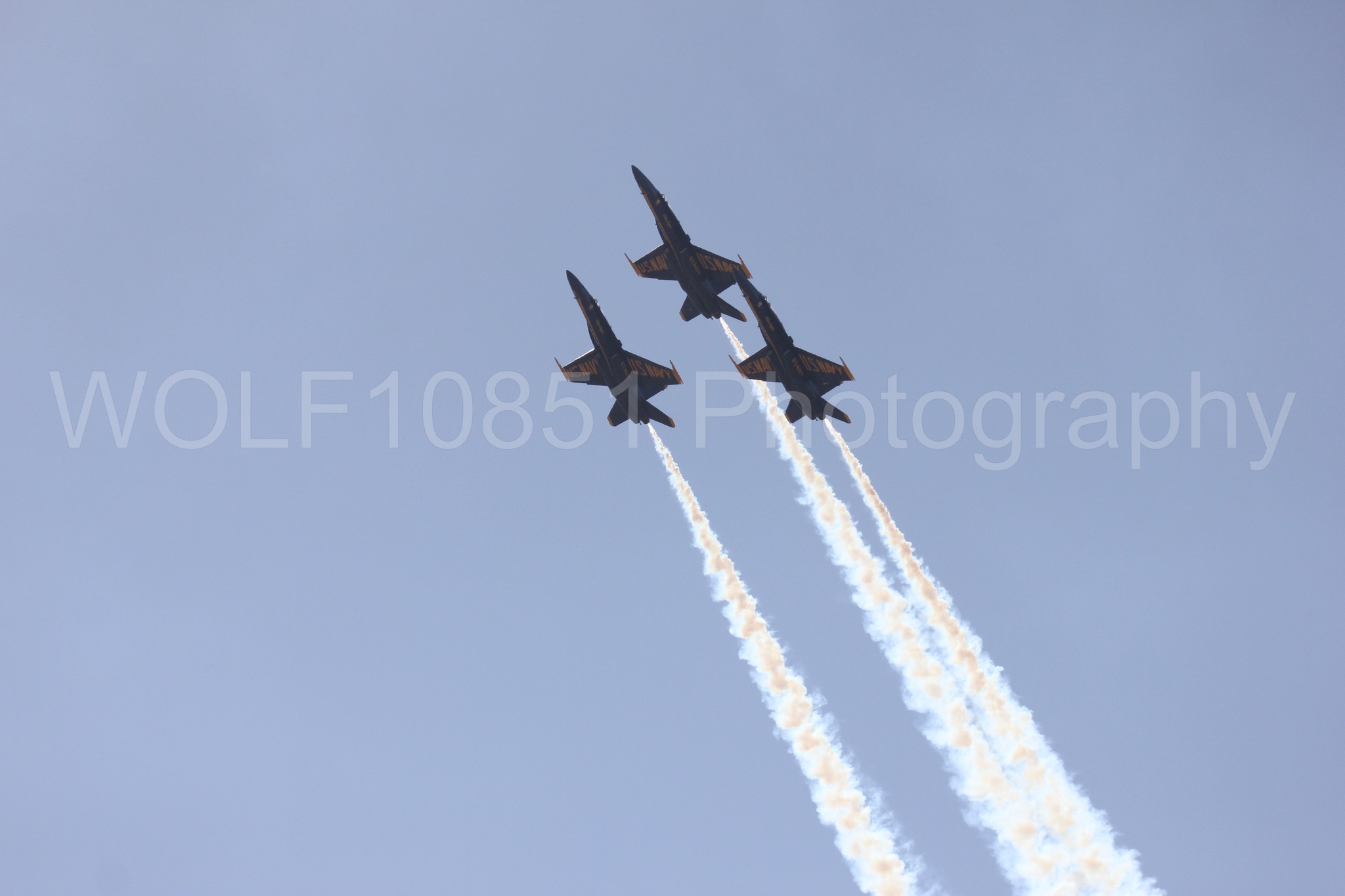 Aviation photography by WOLF10851 featuring F-18 Hornet, Blue Angels, California Capital Airshow 2016, Blue and Gold.