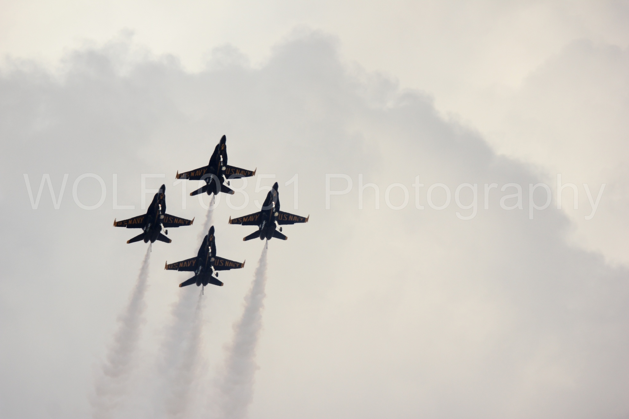 Aviation photography by WOLF10851 featuring F-18 Hornet, Blue Angels, California Capital Airshow 2016, Blue and Gold.
