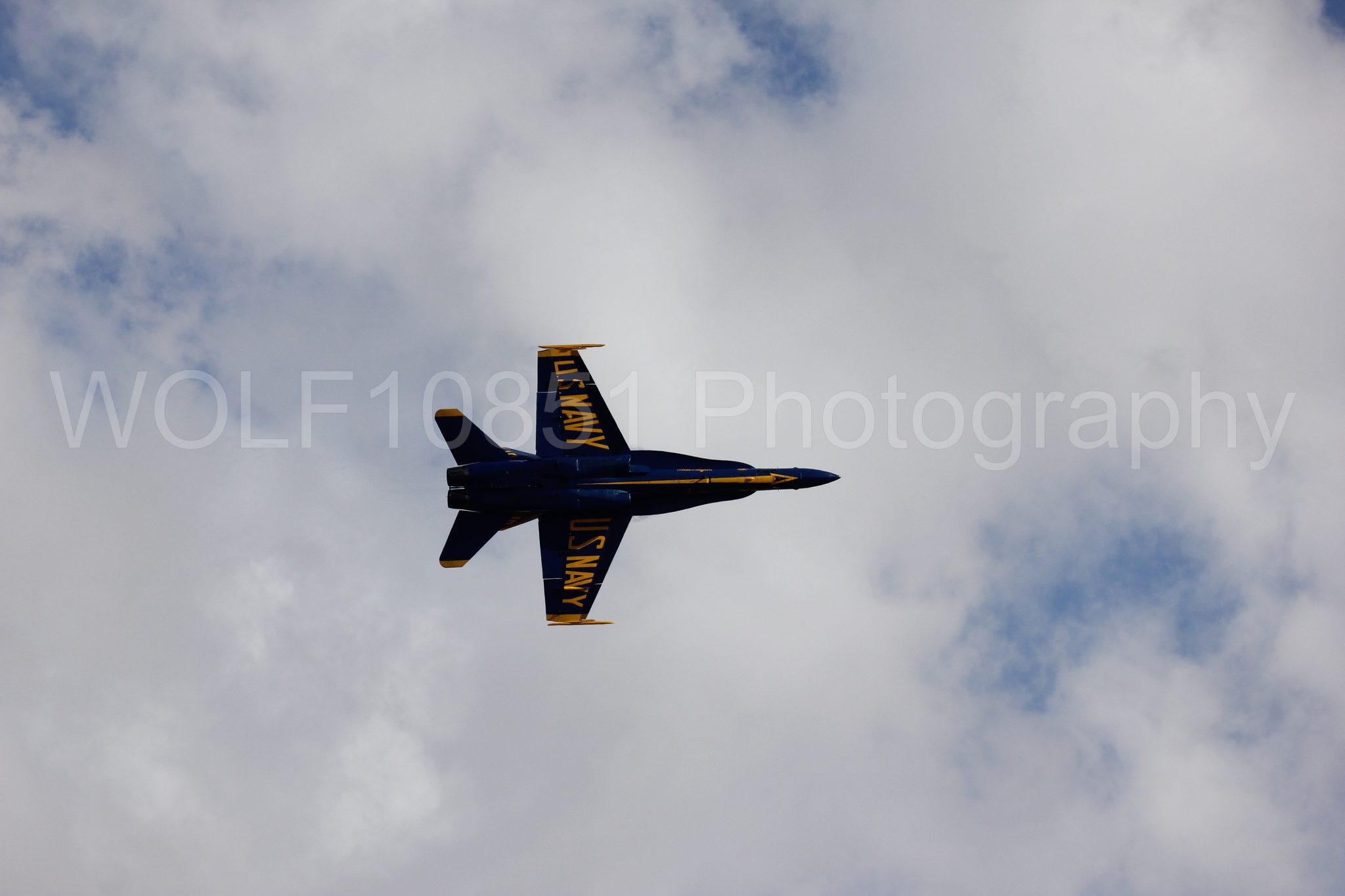 Aviation photography by WOLF10851 featuring F-18 Hornet, Blue Angels, California Capital Airshow 2016, Blue and Gold.