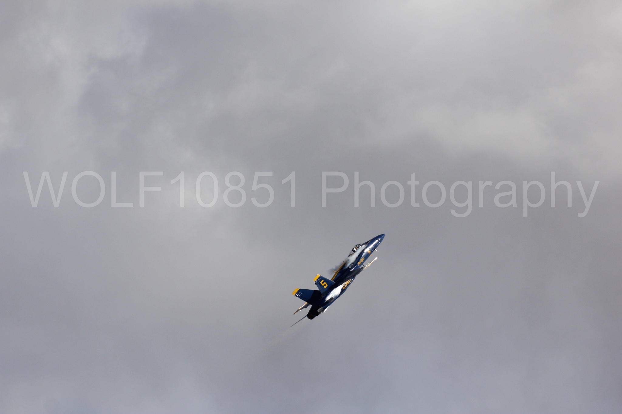 Aviation photography by WOLF10851 featuring F-18 Hornet, Blue Angels, California Capital Airshow 2016, Blue and Gold.
