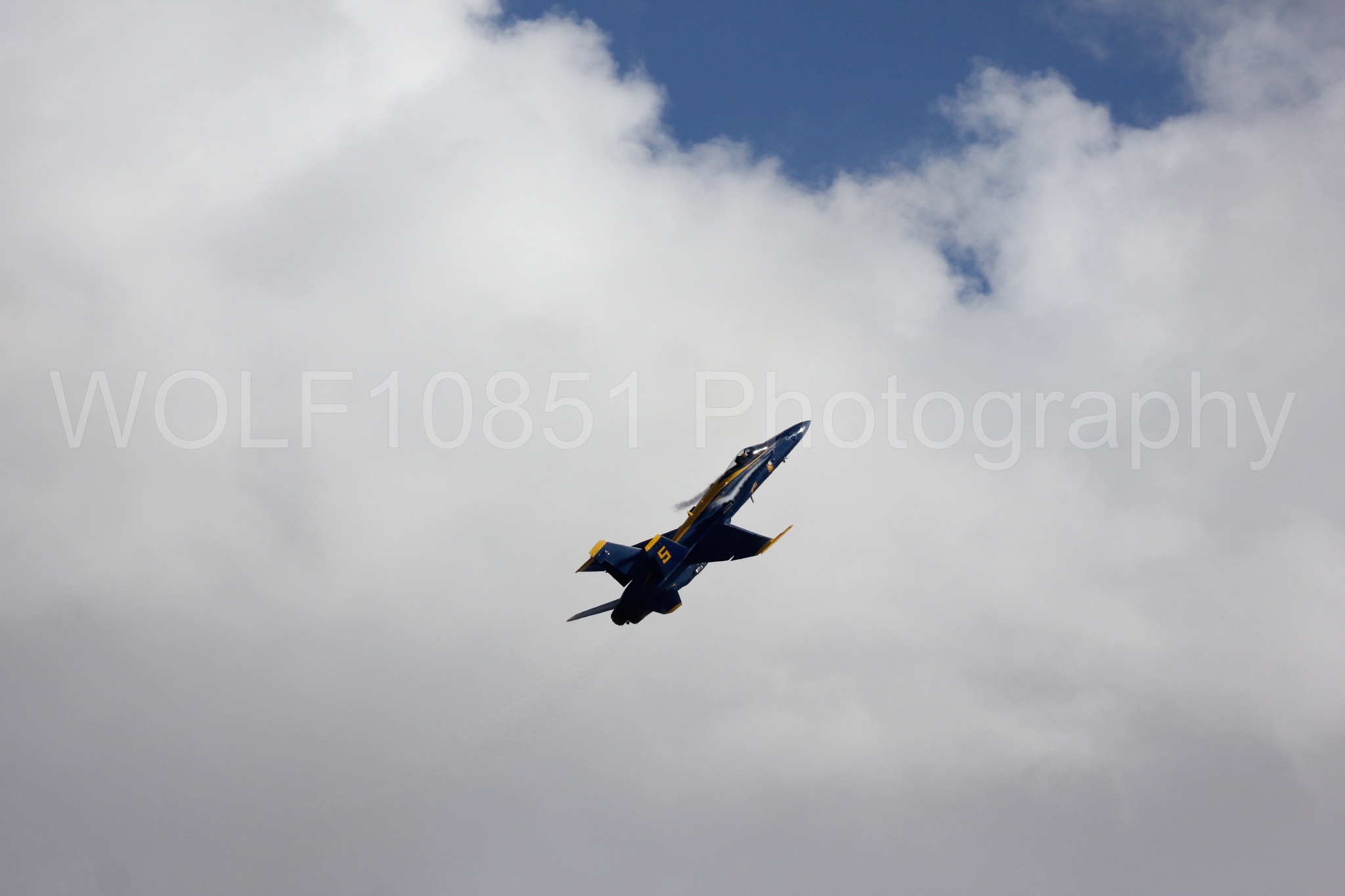 Aviation photography by WOLF10851 featuring F-18 Hornet, Blue Angels, California Capital Airshow 2016, Blue and Gold.