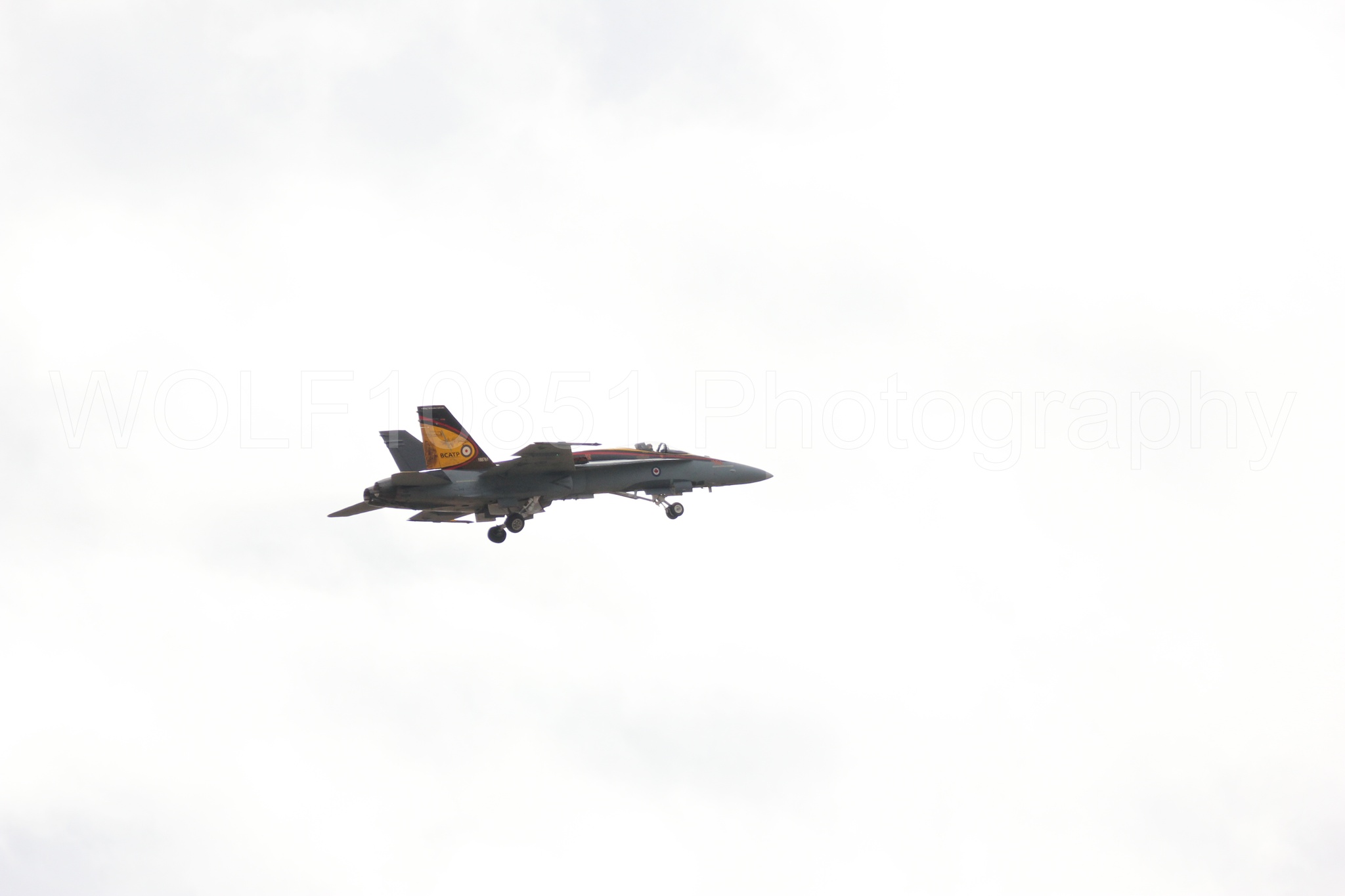 Aviation photography by WOLF10851 featuring California Capital Airshow 2016.