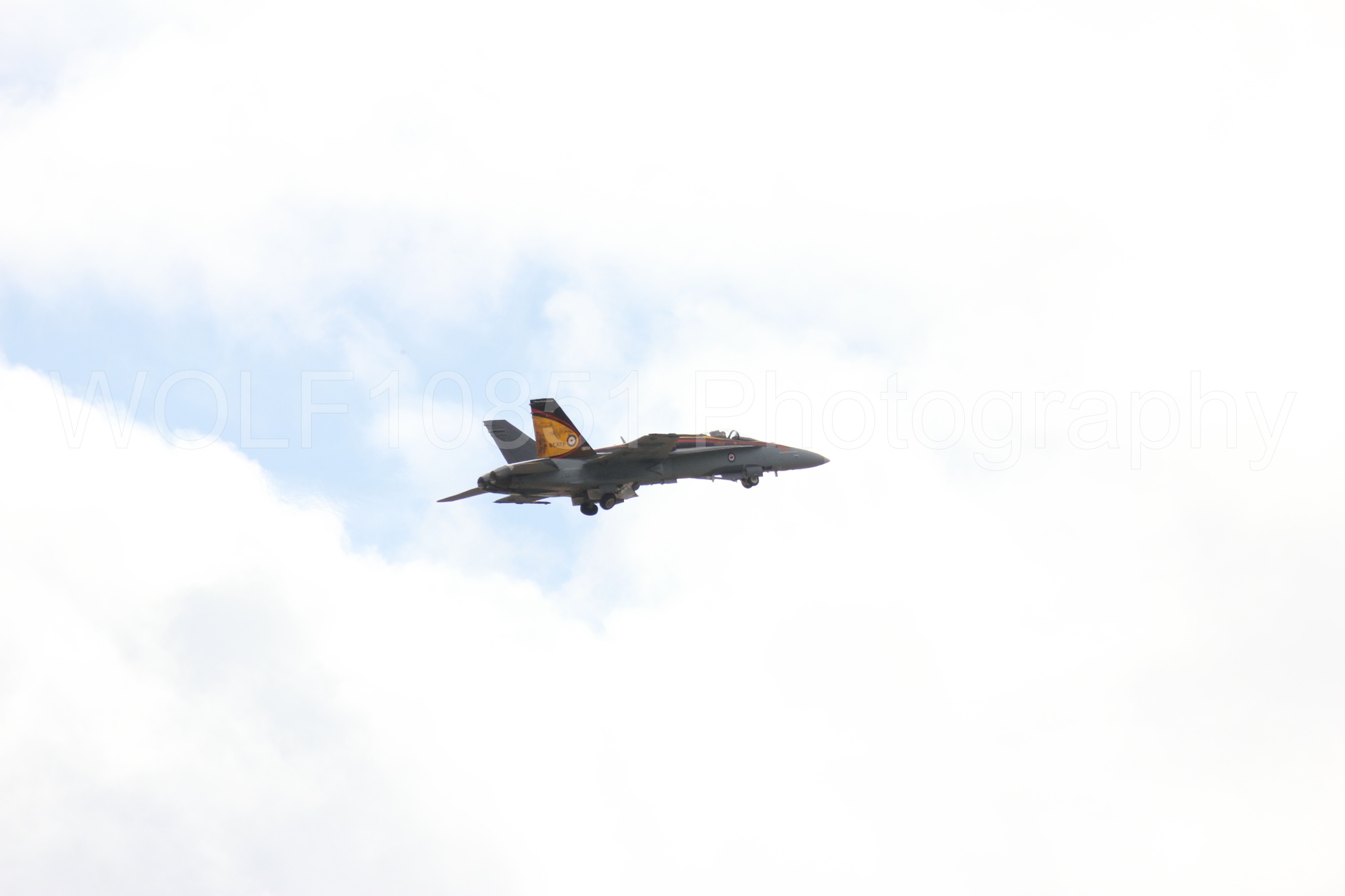 Aviation photography by WOLF10851 featuring California Capital Airshow 2016.