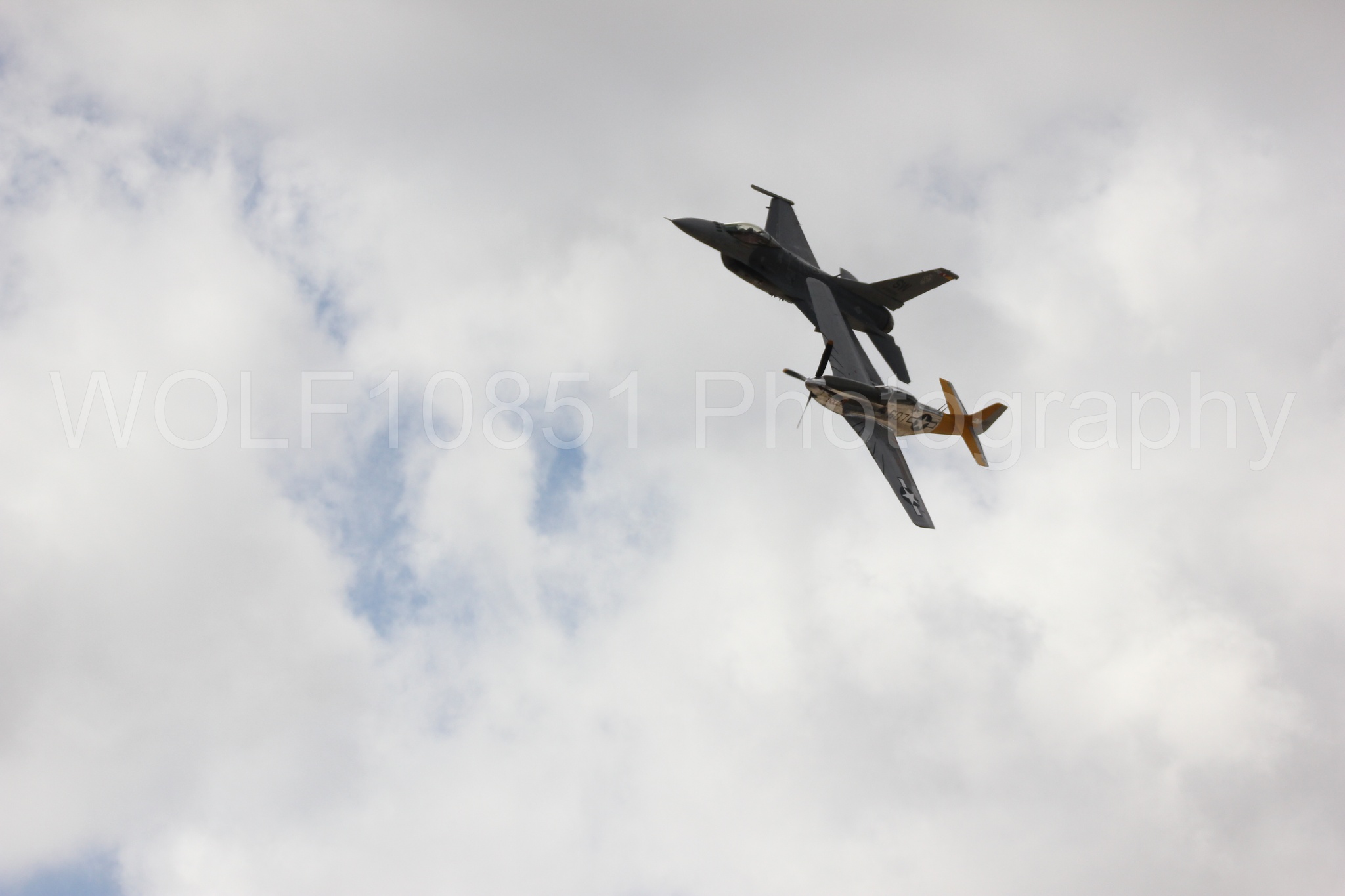 Aviation photography by WOLF10851 featuring Heritage Flight, F-16 Fighting Falcon, P-51 Mustang, California Capital Airshow 2016, Spam Can.