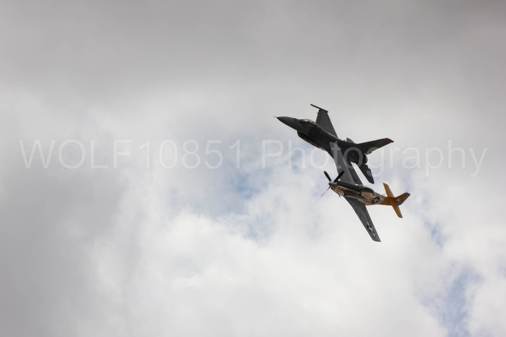 Aviation photography by WOLF10851 featuring Heritage Flight, F-16 Fighting Falcon, P-51 Mustang, California Capital Airshow 2016, Spam Can.