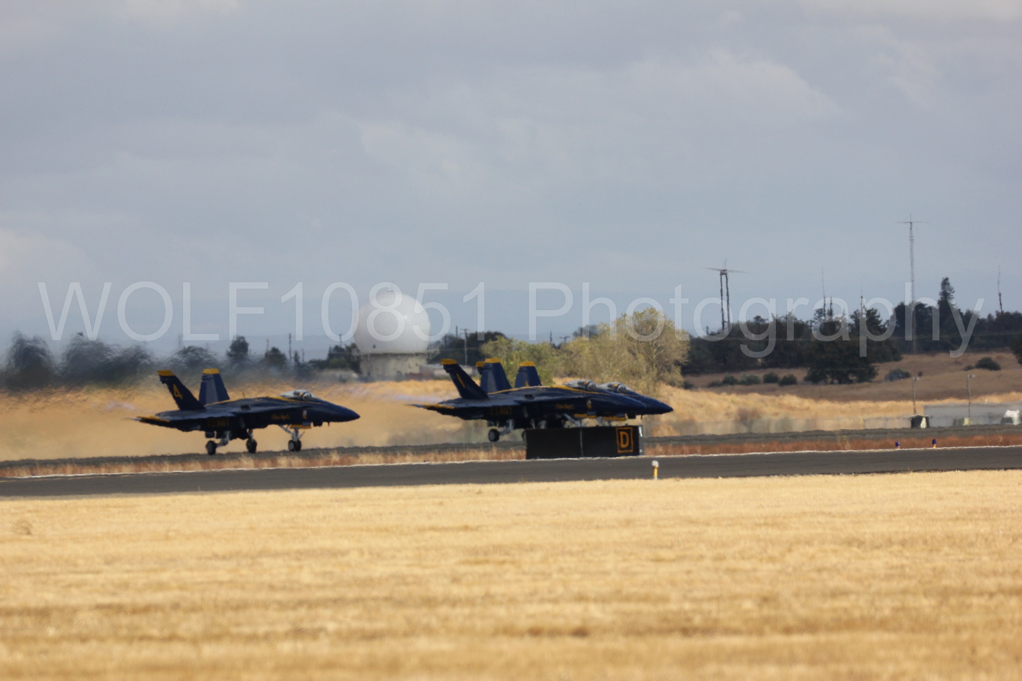 Aviation photography by WOLF10851 featuring F-18 Hornet, Blue Angels, California Capital Airshow 2016, Blue and Gold.
