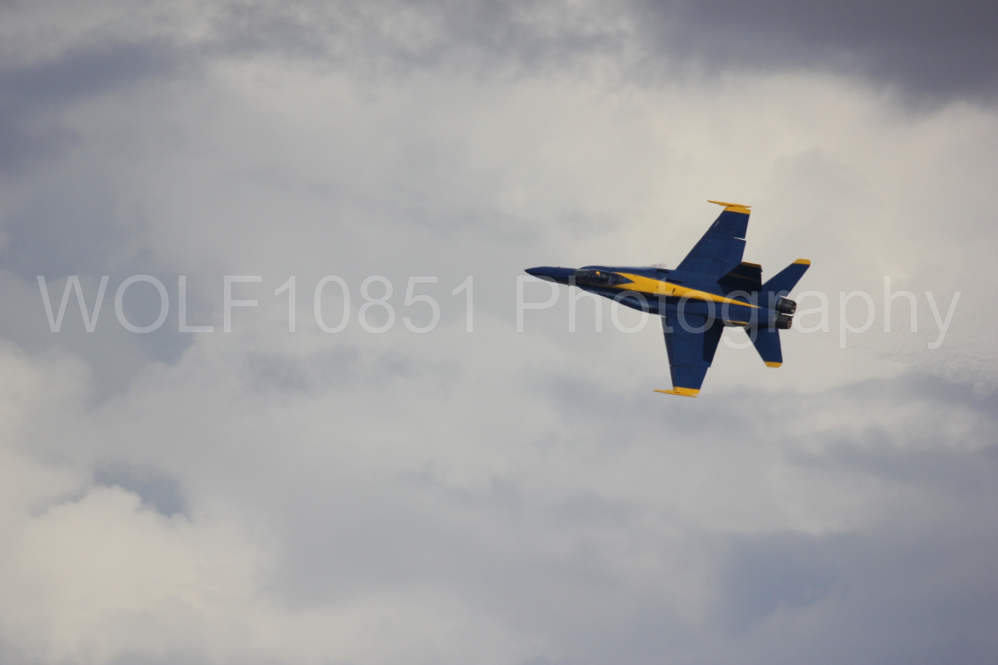 Aviation photography by WOLF10851 featuring F-18 Hornet, Blue Angels, California Capital Airshow 2016, Blue and Gold.